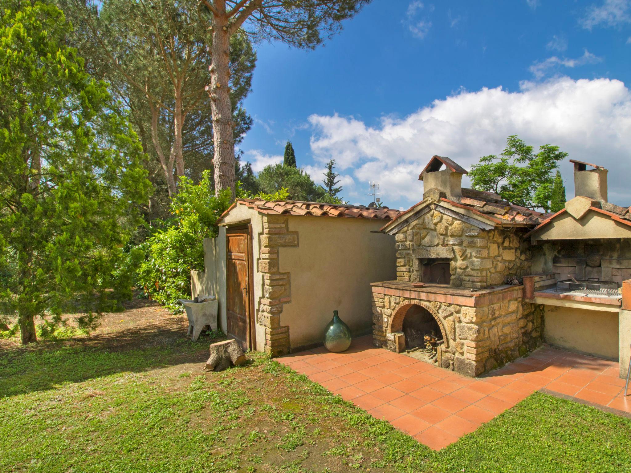 Foto 36 - Haus mit 8 Schlafzimmern in Volterra mit privater pool und garten