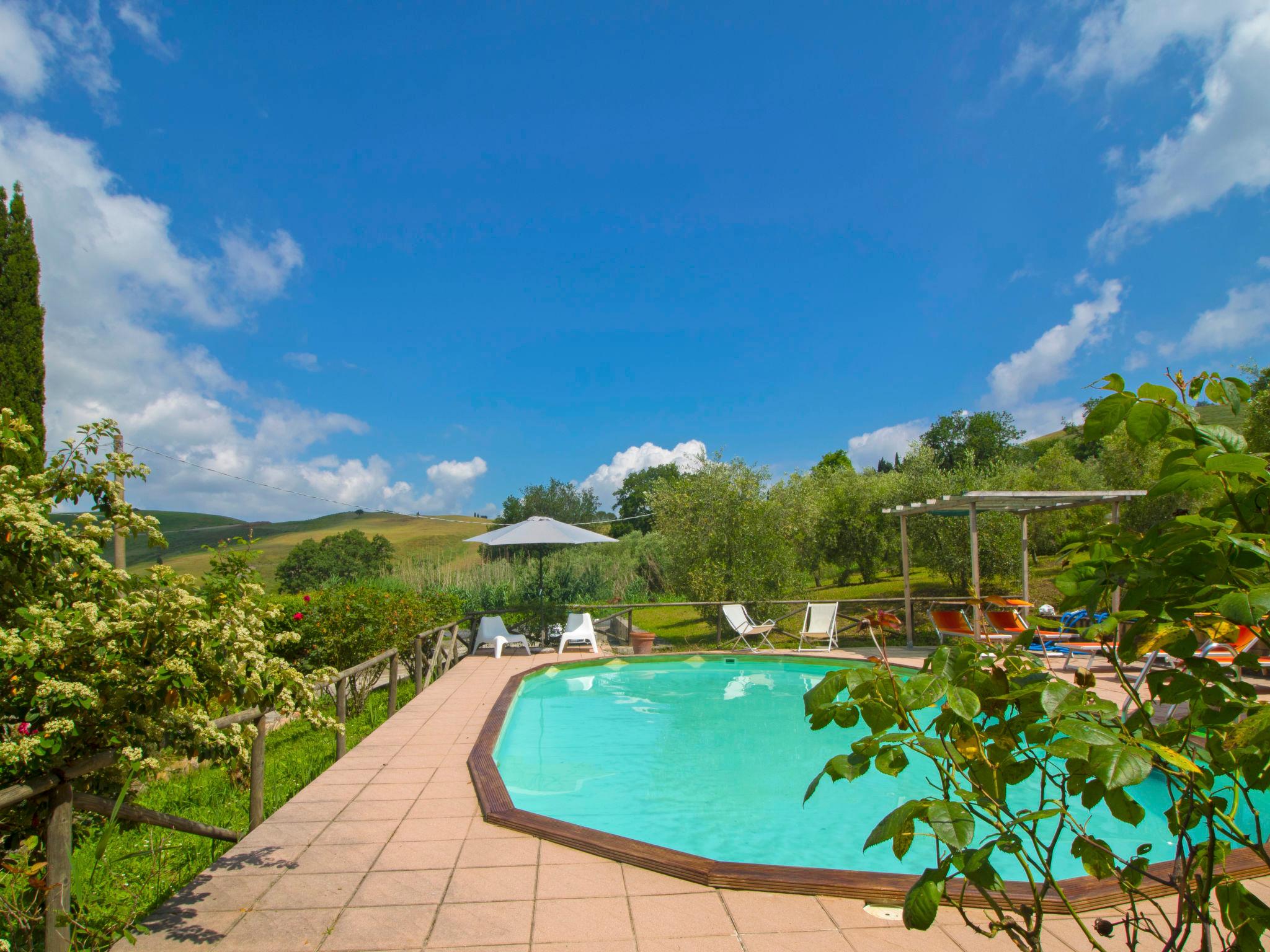 Foto 37 - Haus mit 8 Schlafzimmern in Volterra mit privater pool und garten