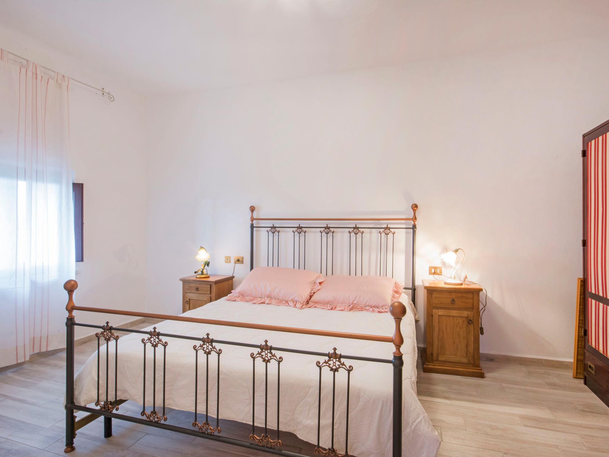 Foto 27 - Haus mit 8 Schlafzimmern in Volterra mit privater pool und garten