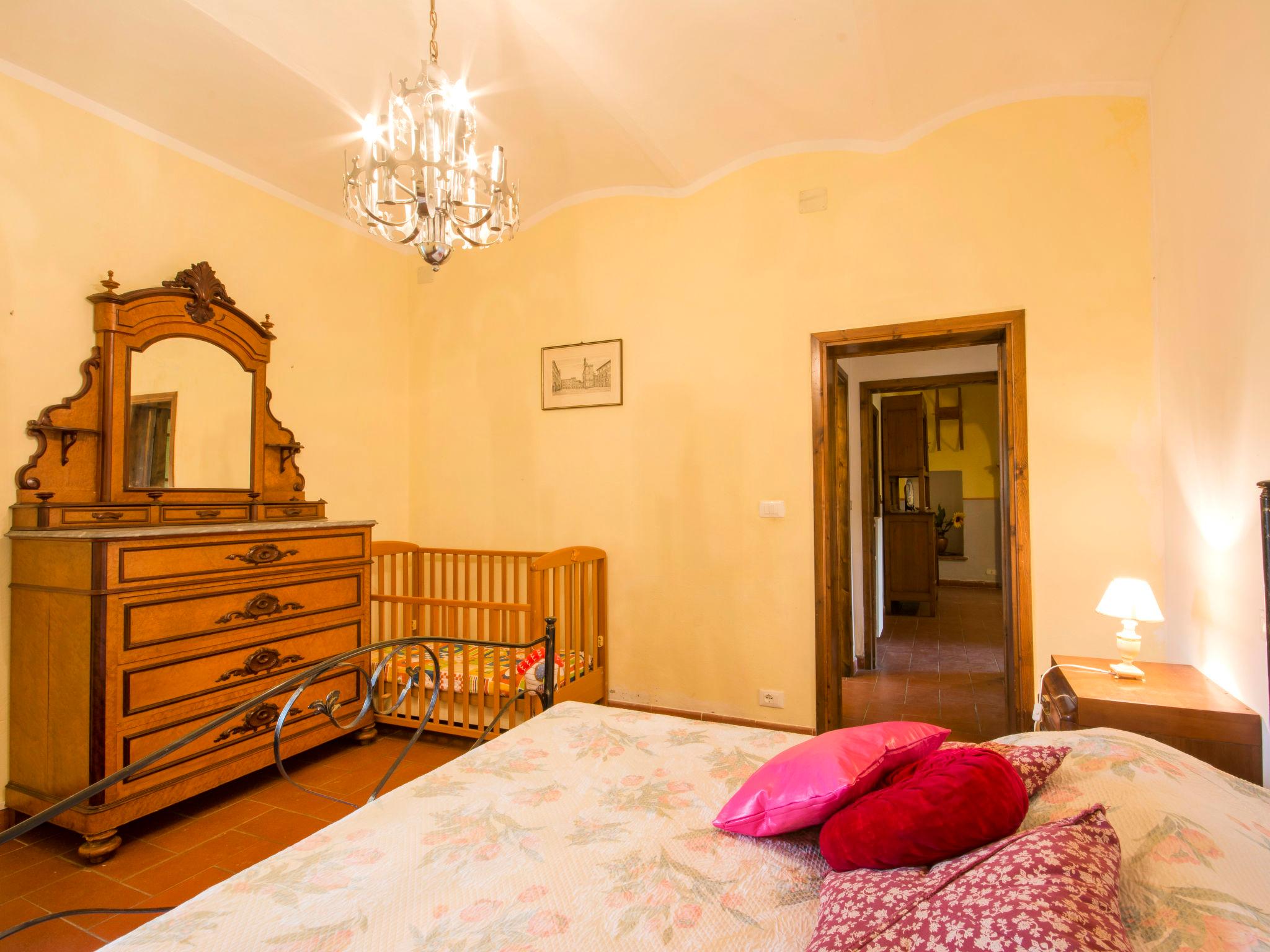 Photo 32 - 8 bedroom House in Volterra with private pool and garden