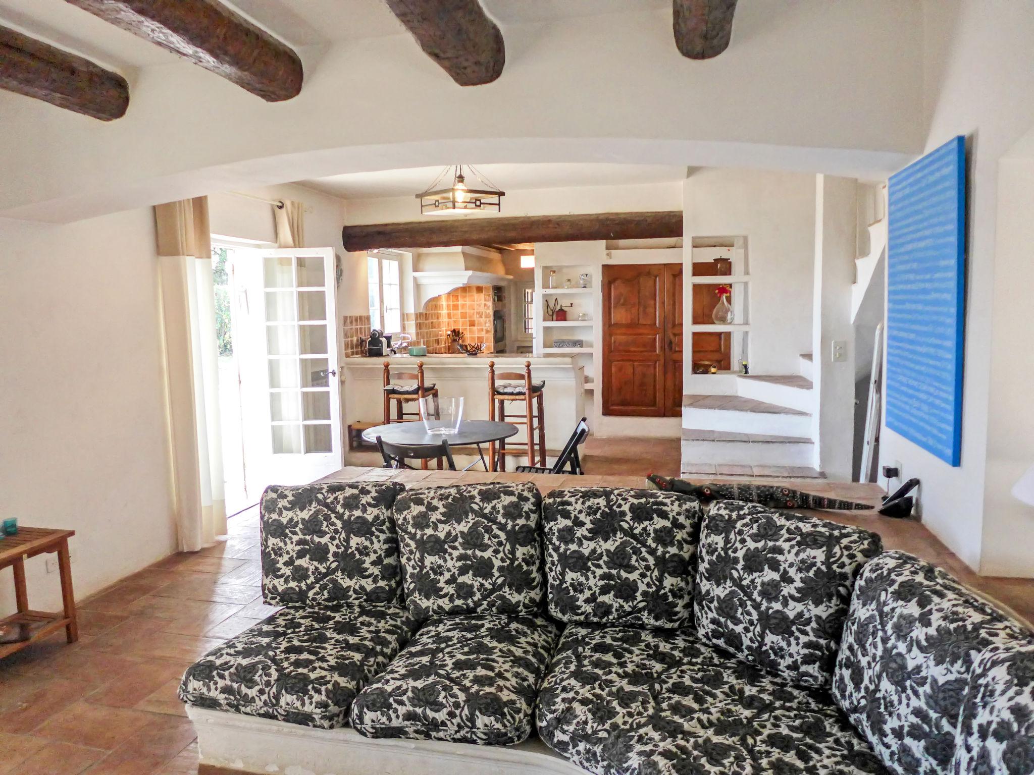 Photo 9 - Maison de 4 chambres à Sainte-Maxime avec piscine privée et vues à la mer