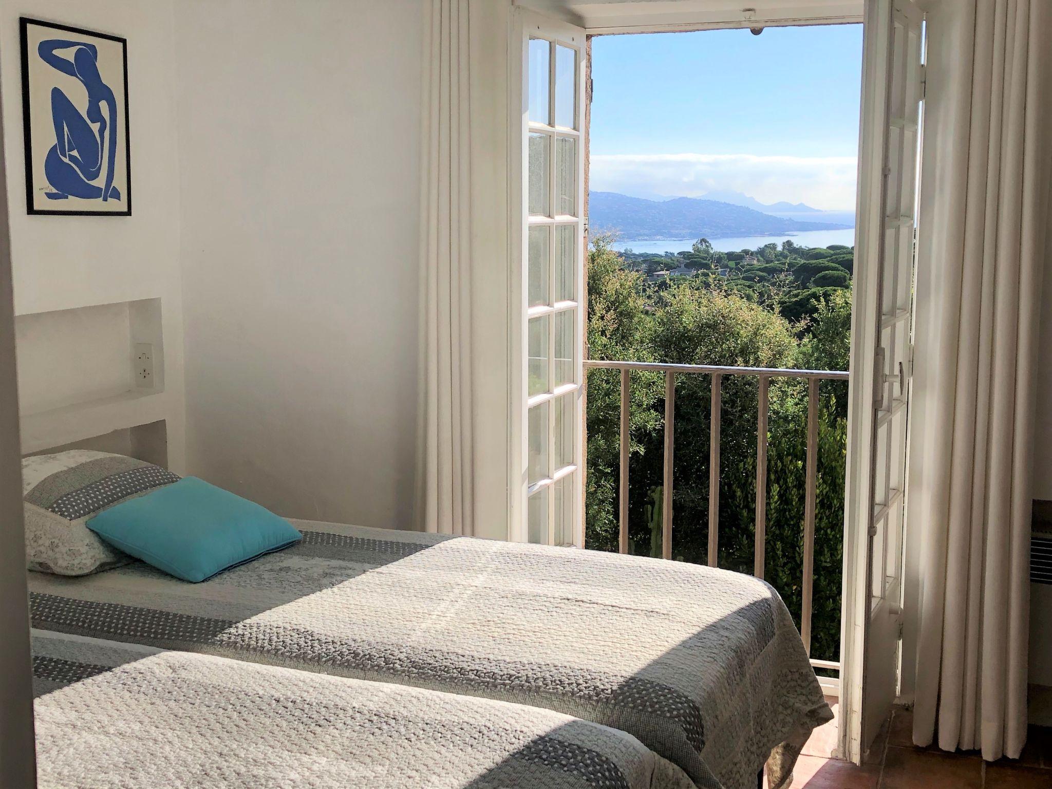 Foto 4 - Casa con 4 camere da letto a Sainte-Maxime con piscina privata e giardino