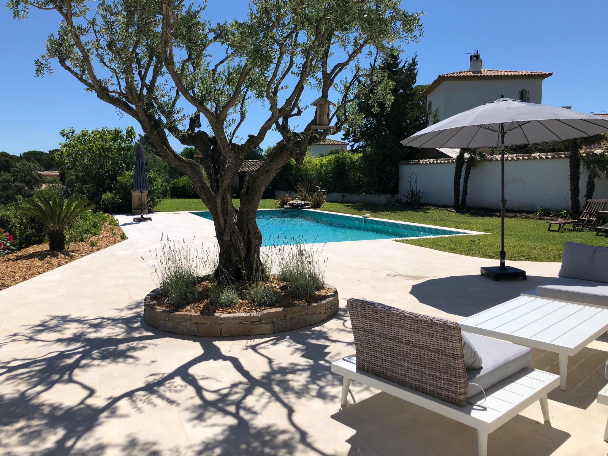 Photo 23 - Maison de 4 chambres à Sainte-Maxime avec piscine privée et vues à la mer