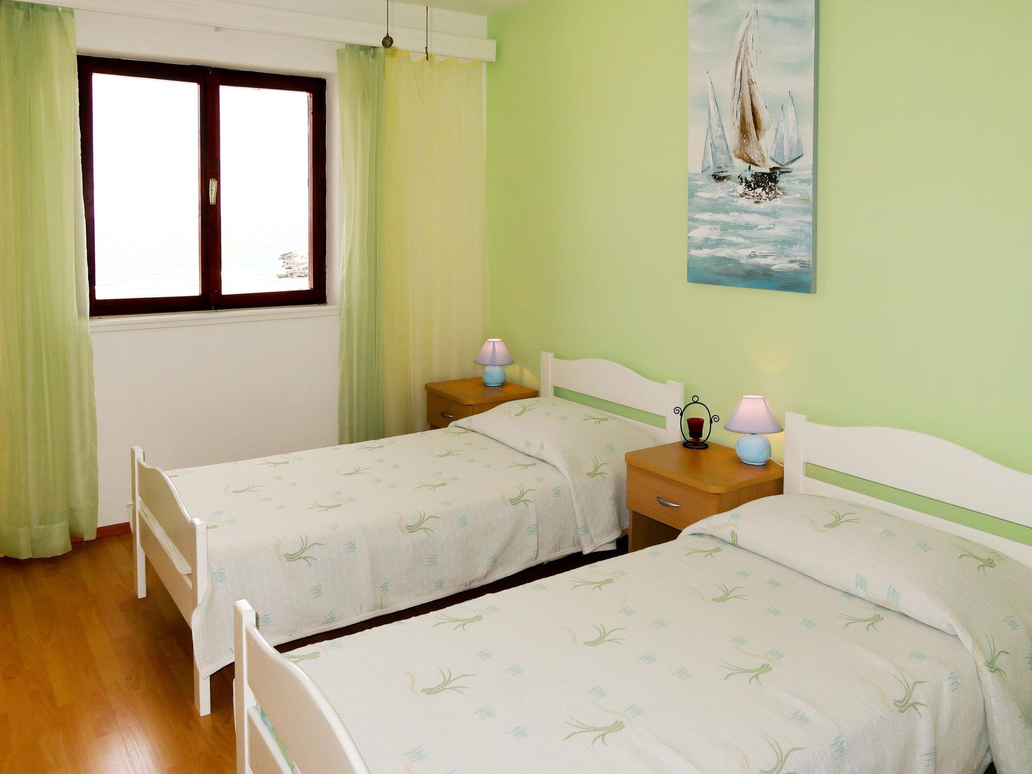 Foto 8 - Appartamento con 2 camere da letto a Blato con terrazza e vista mare