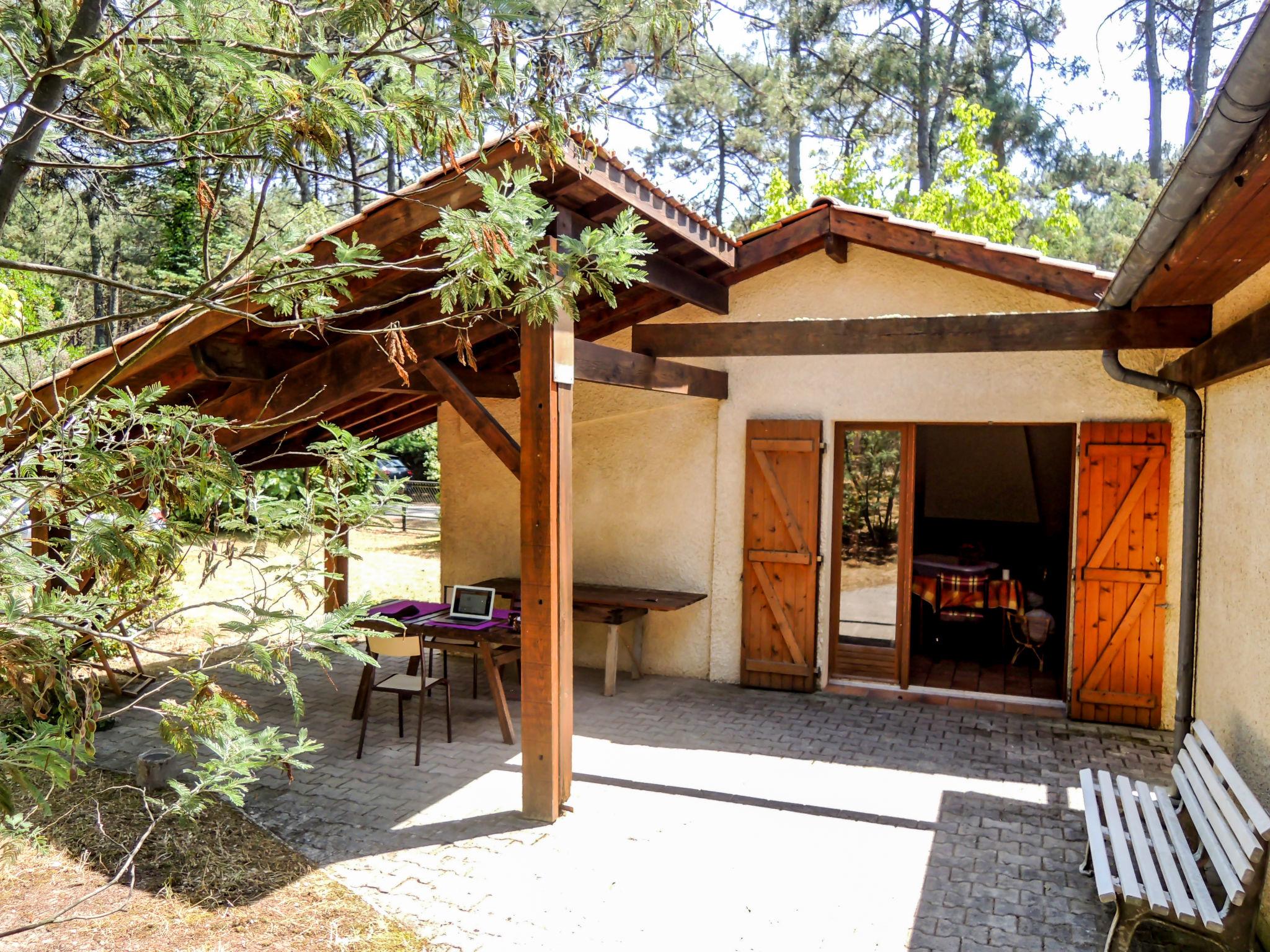 Photo 25 - Maison de 4 chambres à Lacanau avec jardin et terrasse