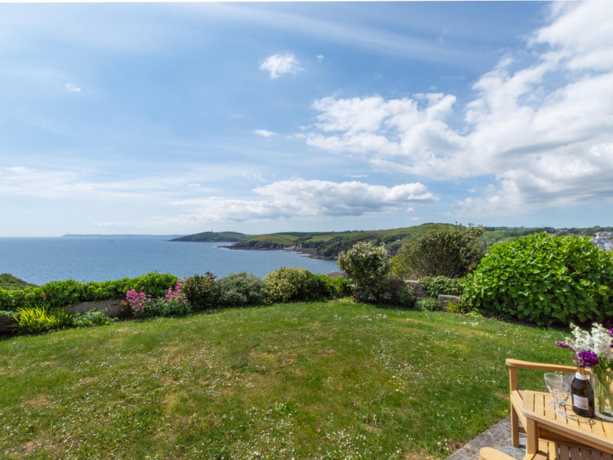 Photo 34 - 4 bedroom House in Fowey with garden and sea view