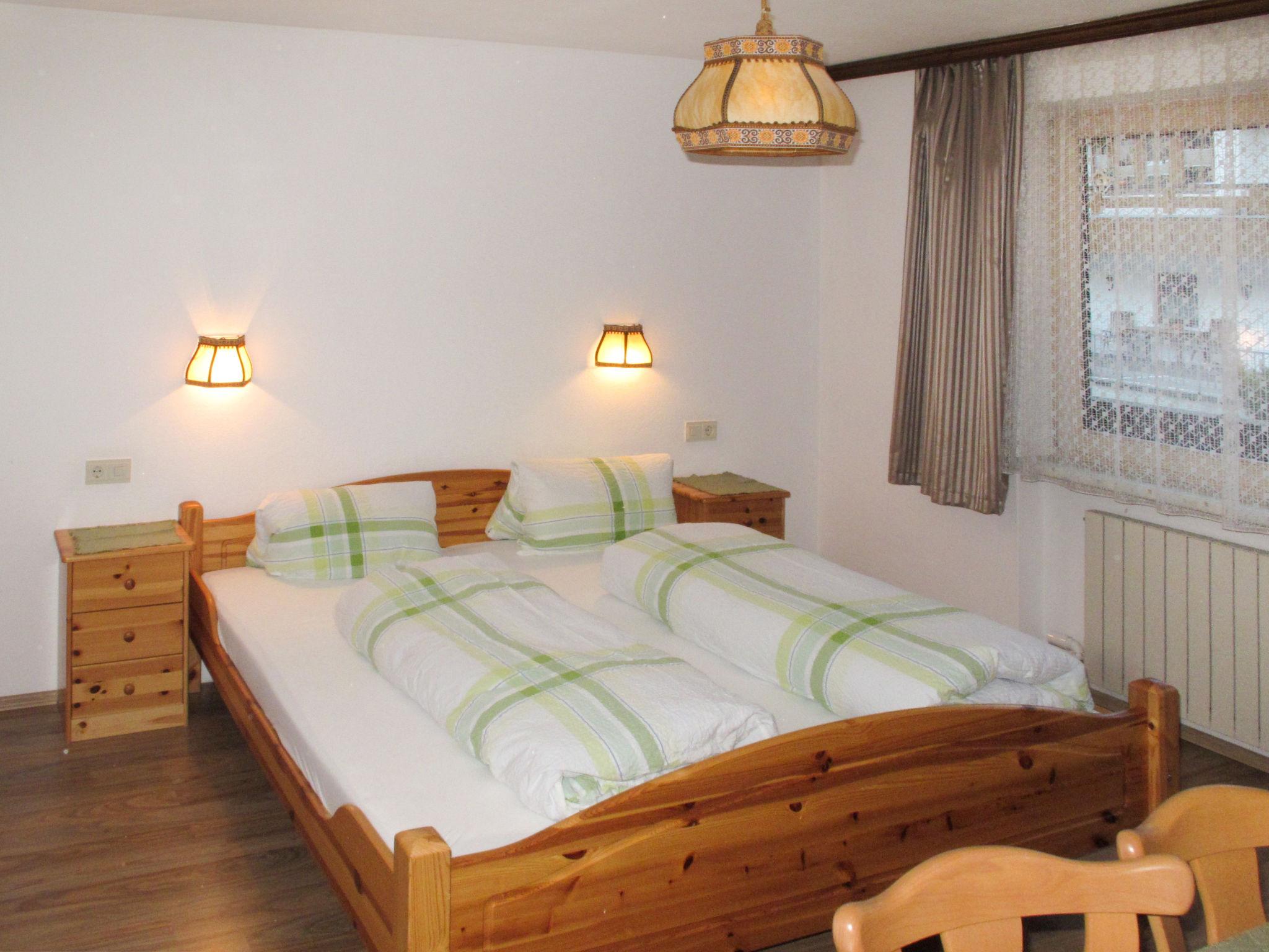 Foto 13 - Haus mit 9 Schlafzimmern in Mayrhofen mit terrasse und blick auf die berge