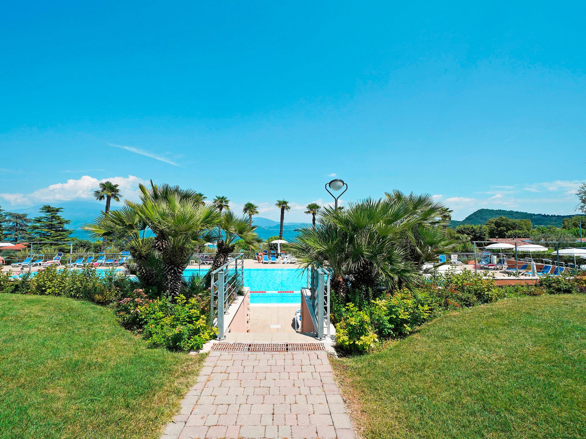 Foto 14 - Casa de 2 quartos em Manerba del Garda com piscina e vista para a montanha