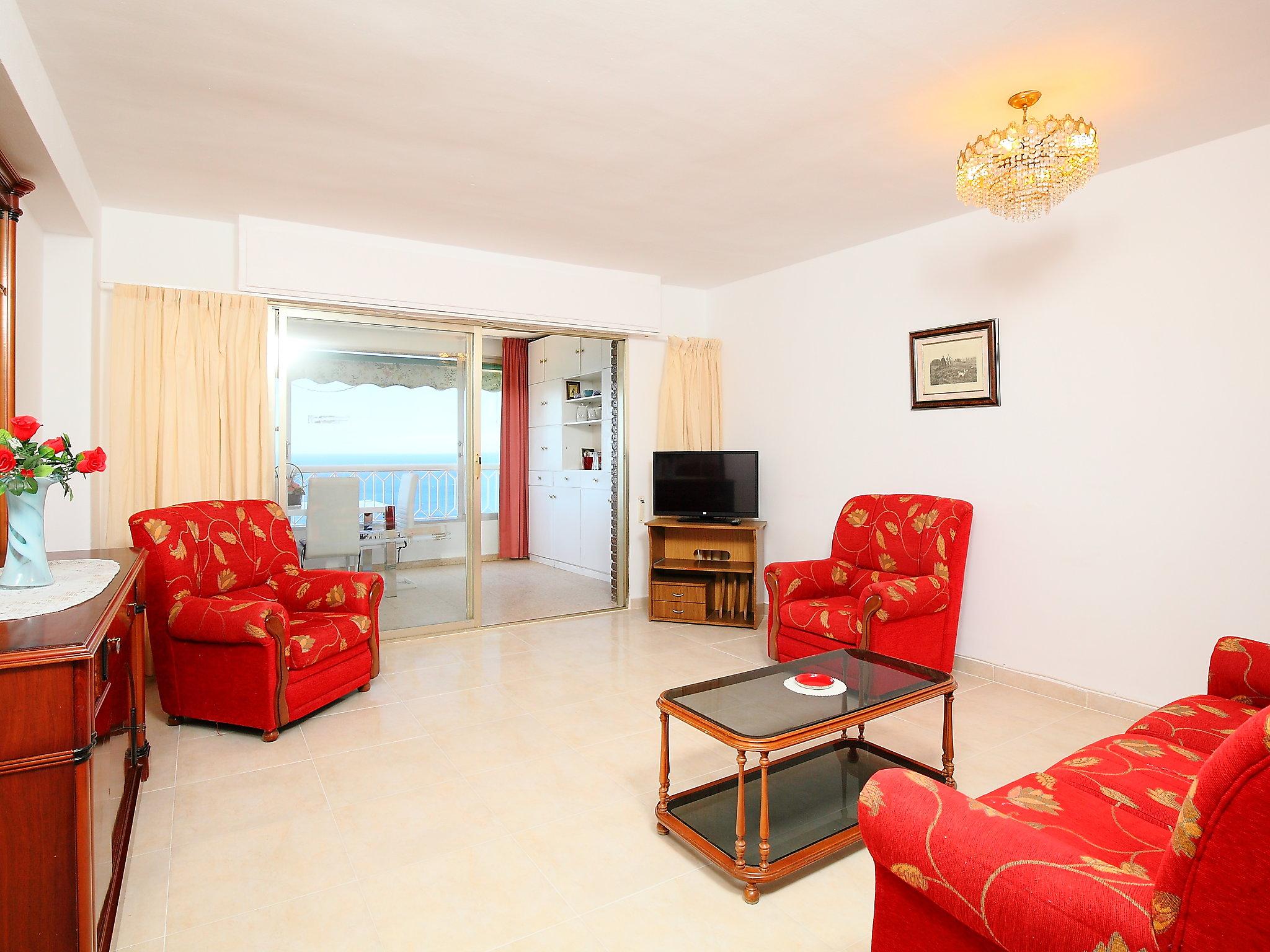 Photo 10 - 2 bedroom Apartment in Benidorm with swimming pool and terrace