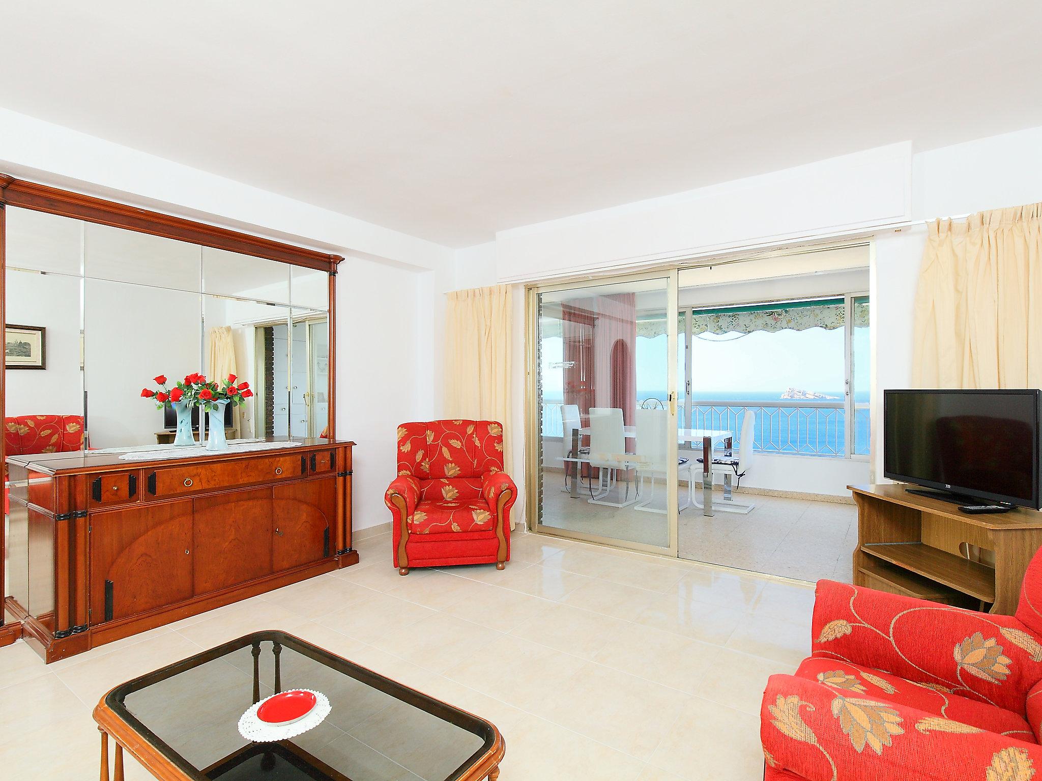 Photo 9 - 2 bedroom Apartment in Benidorm with swimming pool and terrace