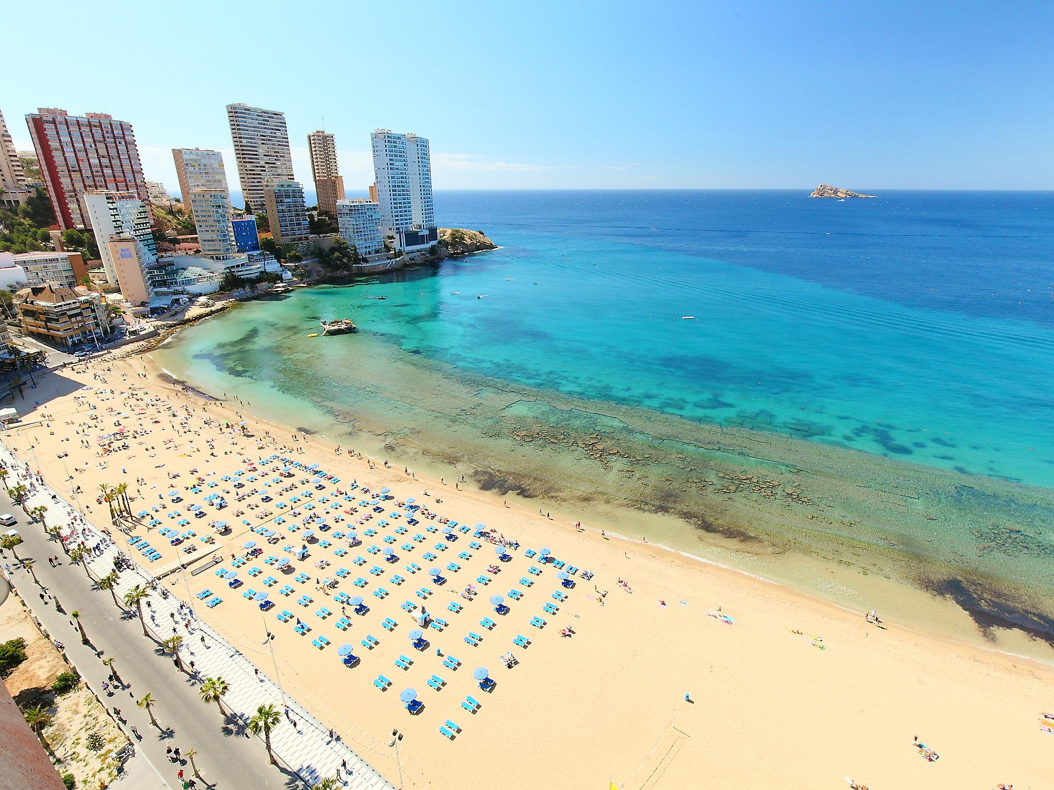Photo 15 - 2 bedroom Apartment in Benidorm with swimming pool and terrace