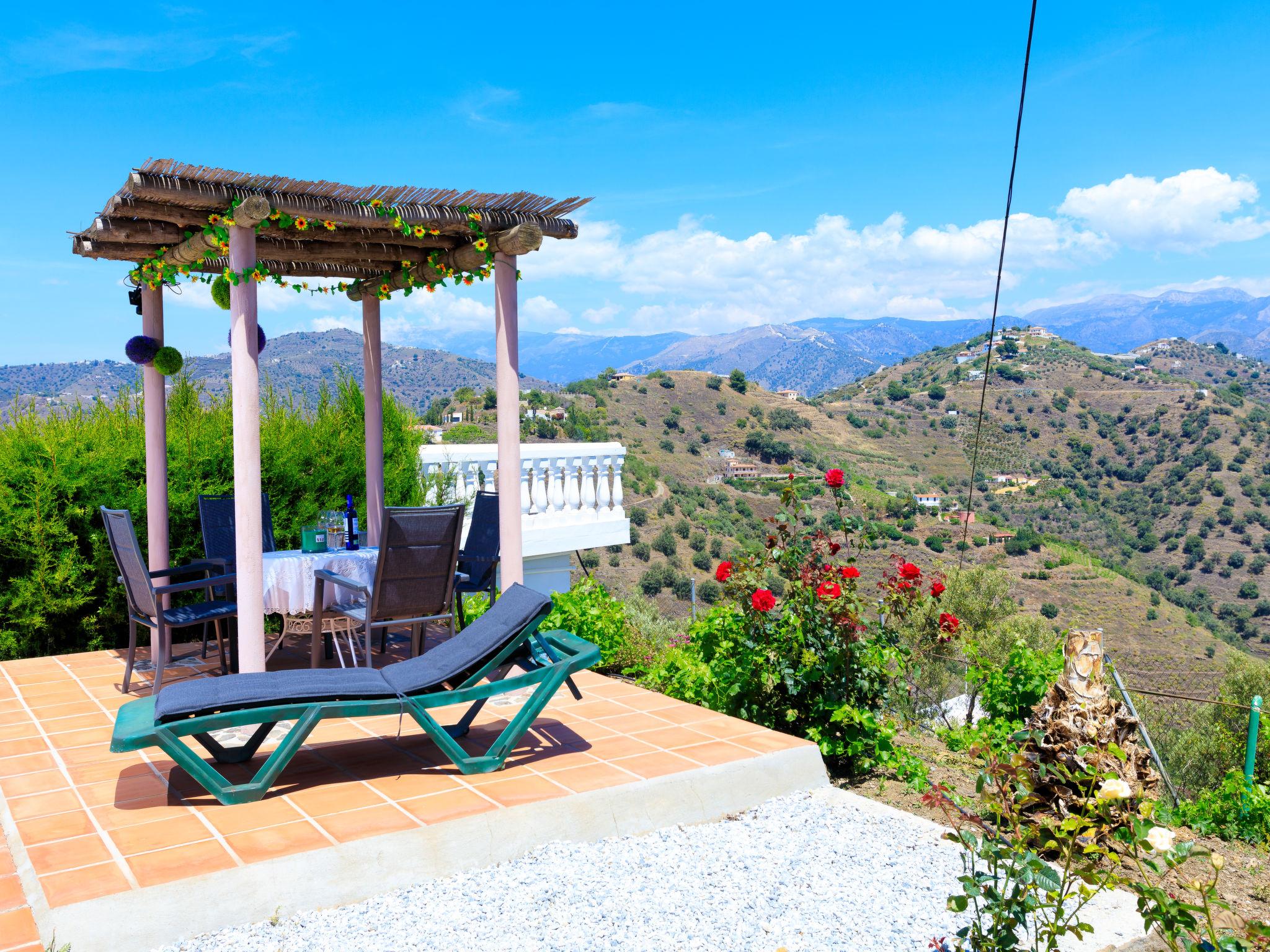 Photo 12 - Maison de 2 chambres à Torrox avec piscine privée et vues à la mer