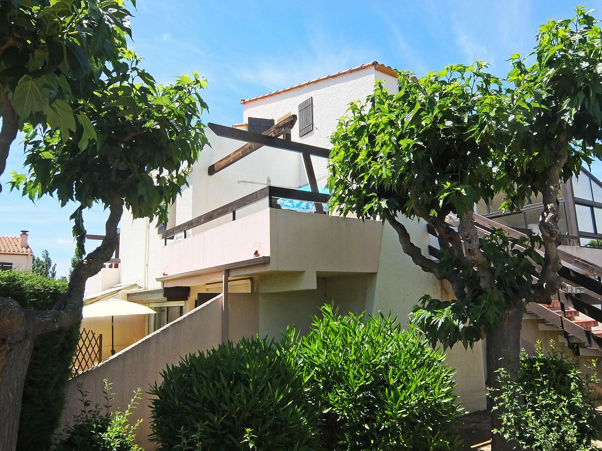Photo 16 - Appartement de 2 chambres à Saint-Cyprien avec terrasse et vues à la mer