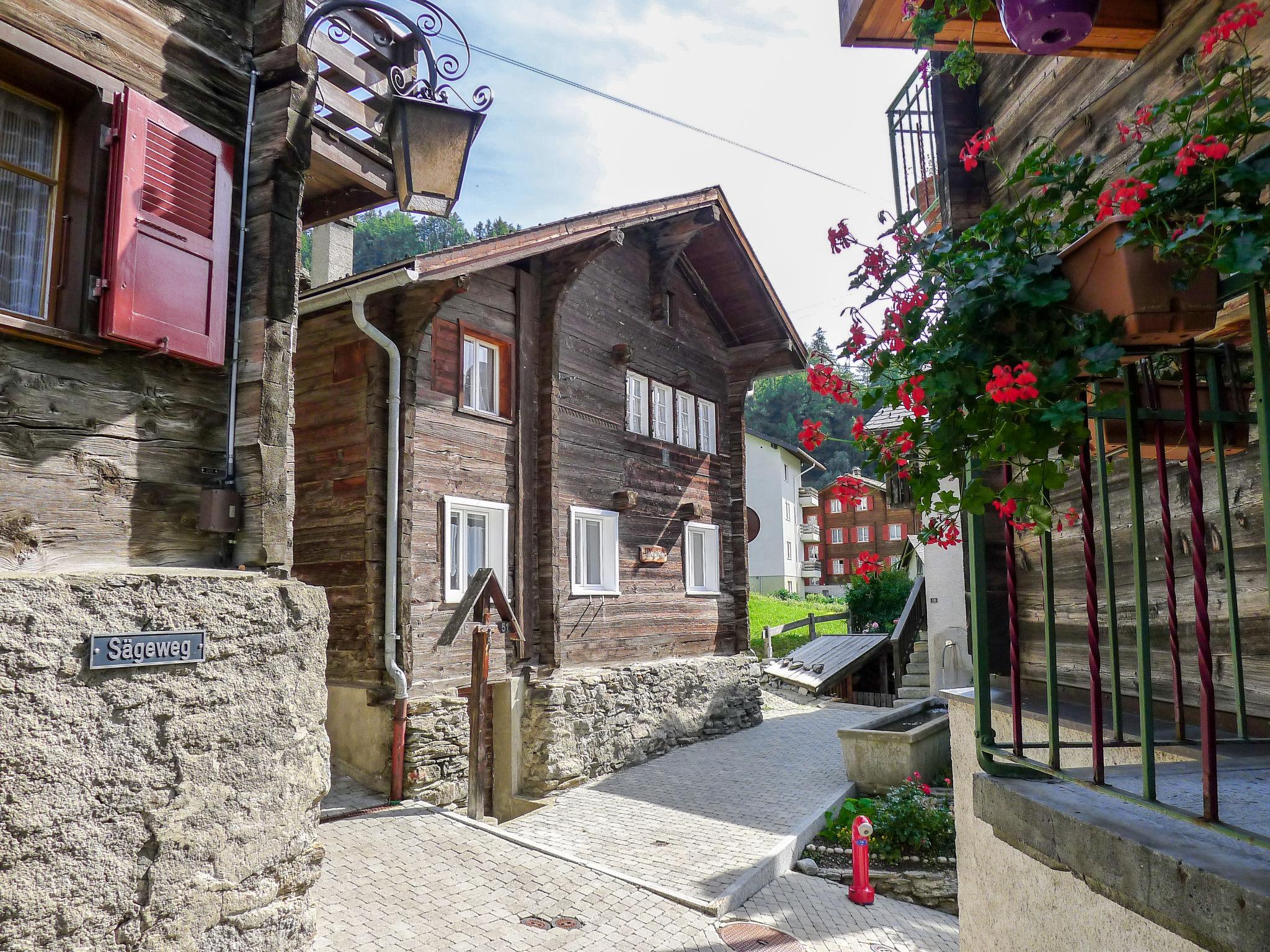 Photo 1 - Appartement de 3 chambres à Visperterminen avec jardin et vues sur la montagne