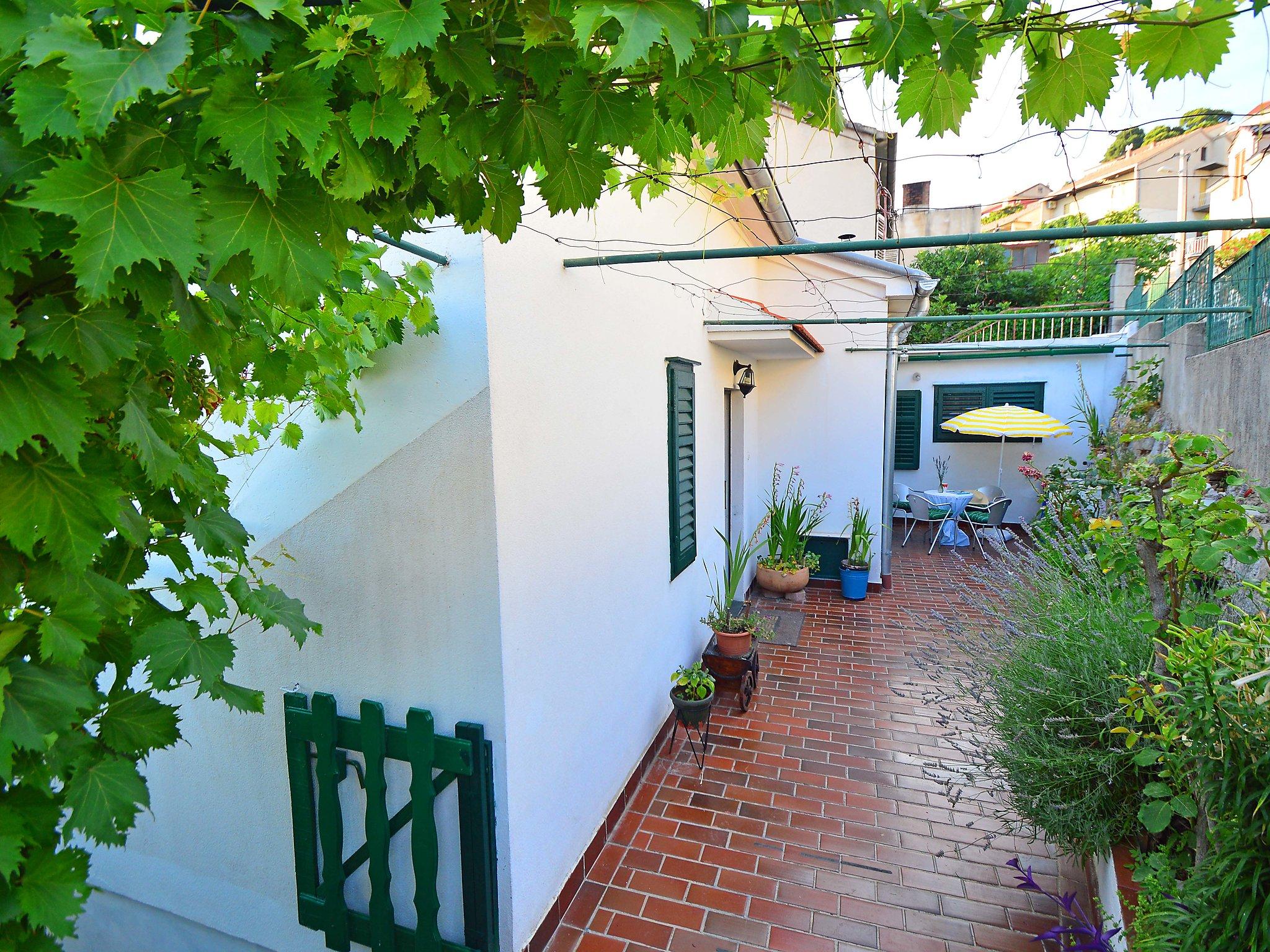 Foto 27 - Casa de 2 quartos em Sibenik com jardim e terraço