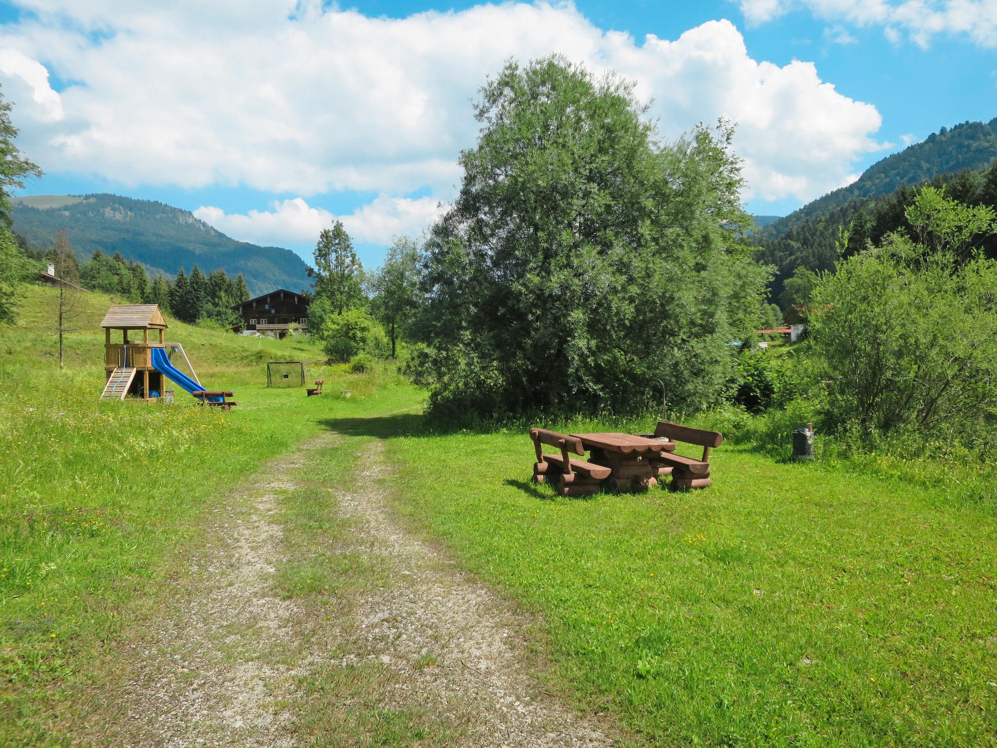 Photo 14 - Maison de 2 chambres à Aschau i. Chiemgau avec terrasse et vues sur la montagne