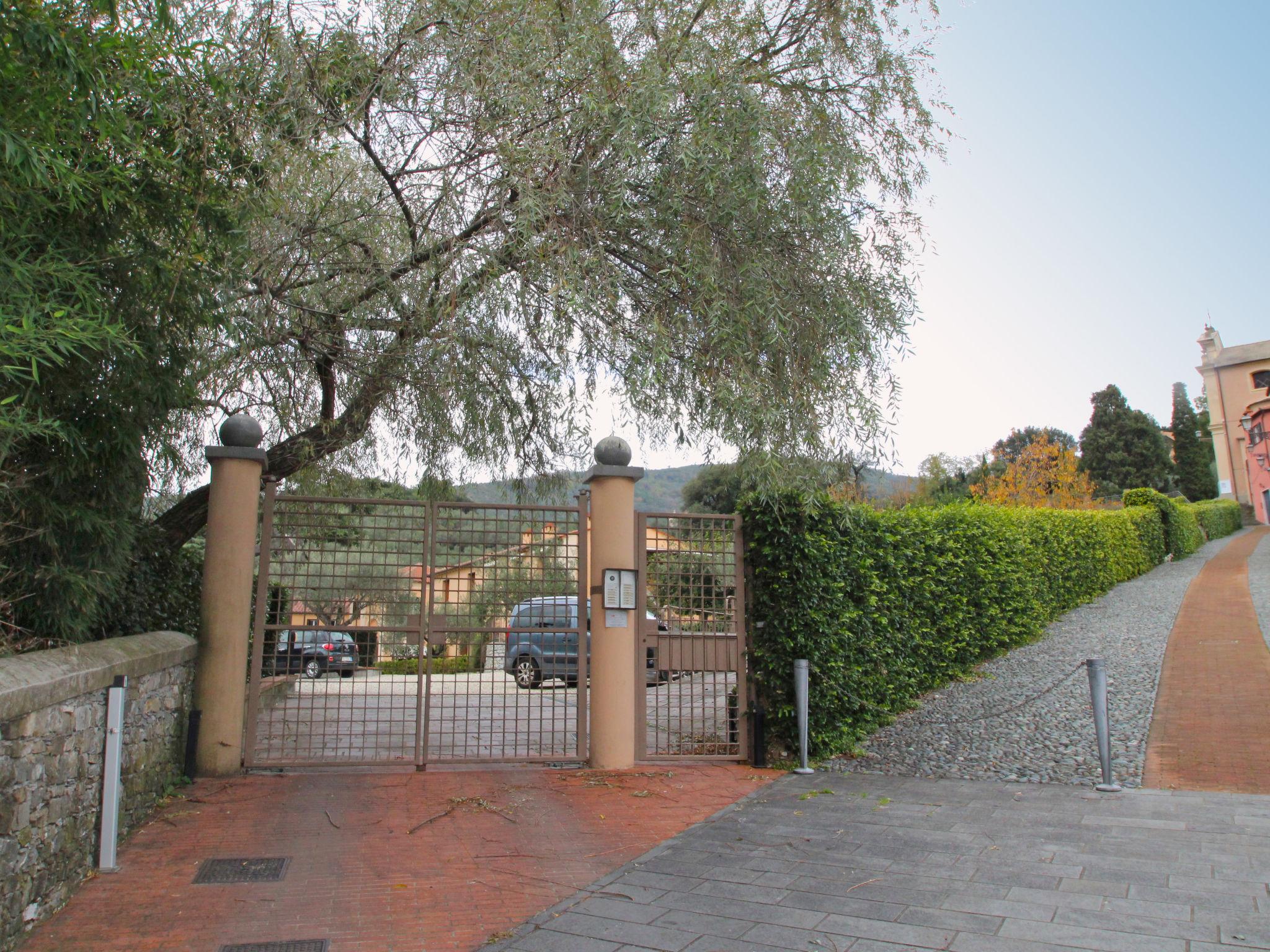 Photo 27 - 2 bedroom Apartment in Sestri Levante with garden and sea view