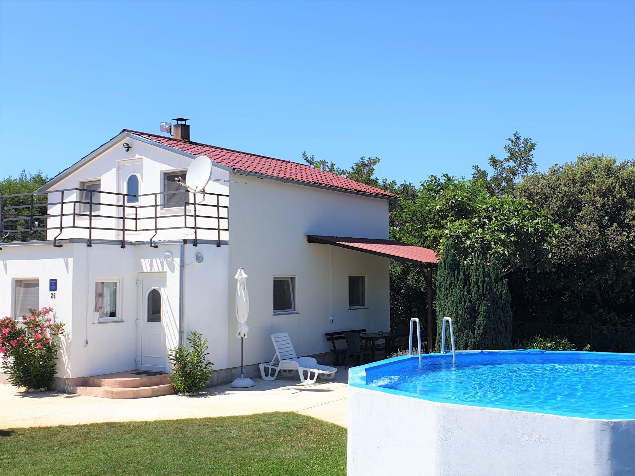 Photo 3 - Maison de 3 chambres à Pula avec piscine privée et jardin