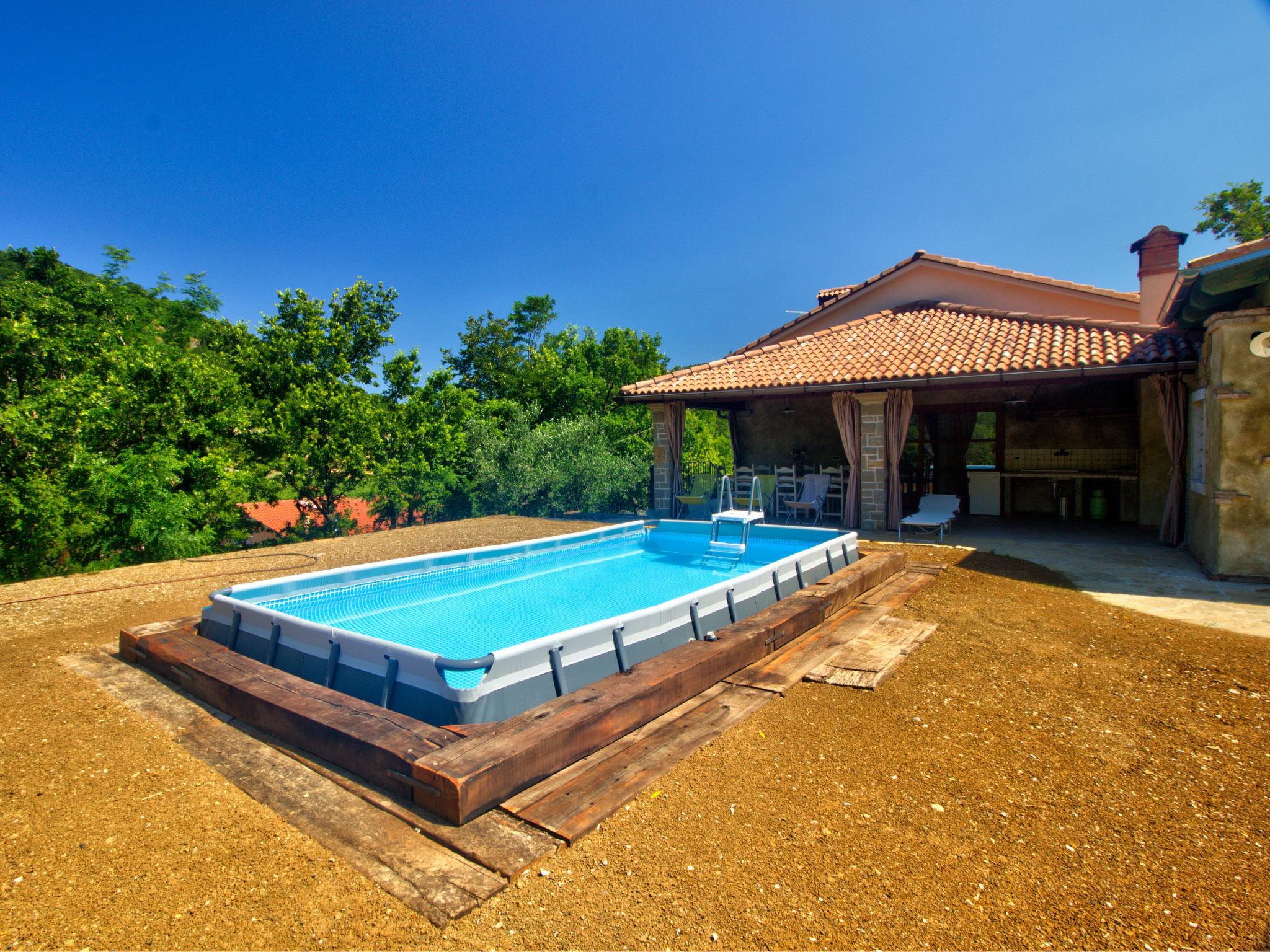 Foto 17 - Appartamento con 3 camere da letto a Capodistria con piscina privata e giardino