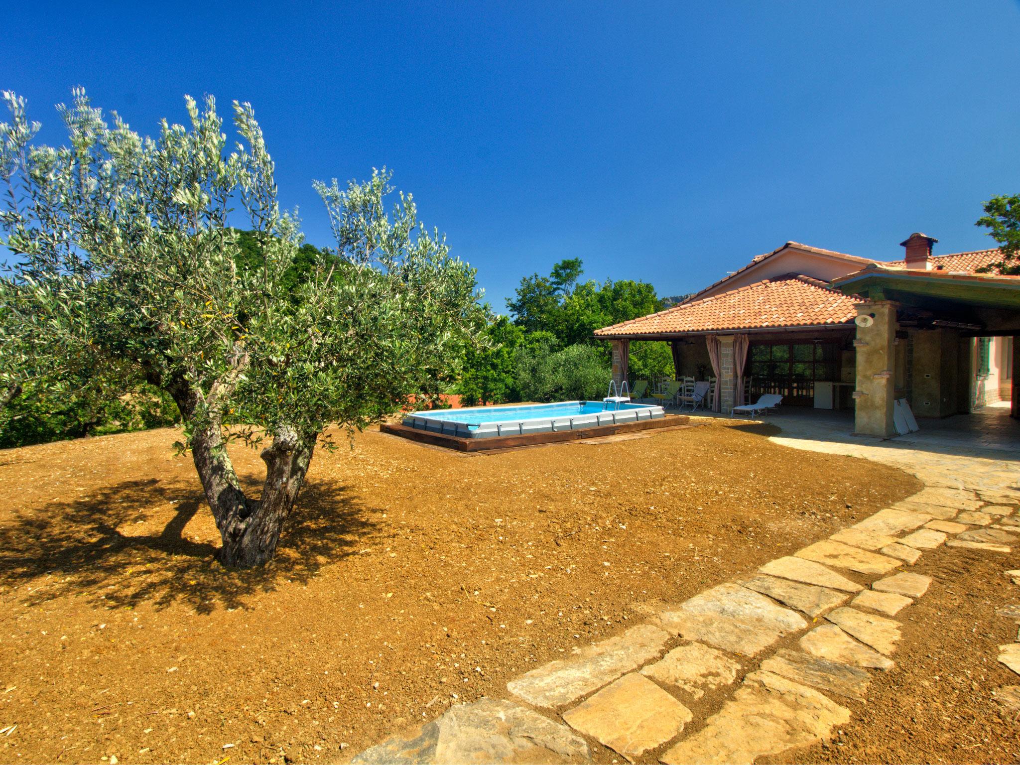 Foto 6 - Appartamento con 3 camere da letto a Capodistria con piscina privata e giardino