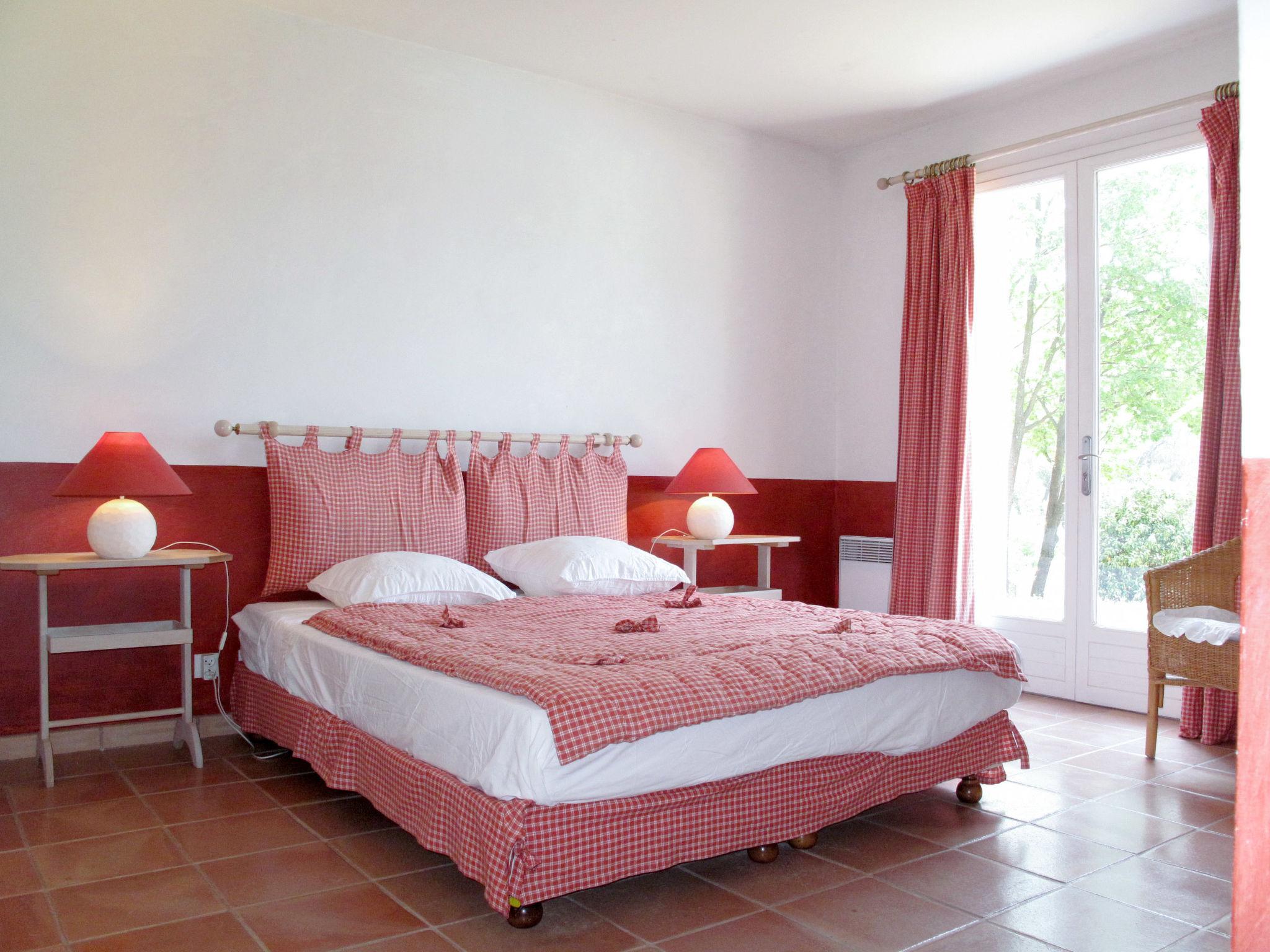 Photo 5 - 4 bedroom House in Draguignan with private pool and terrace