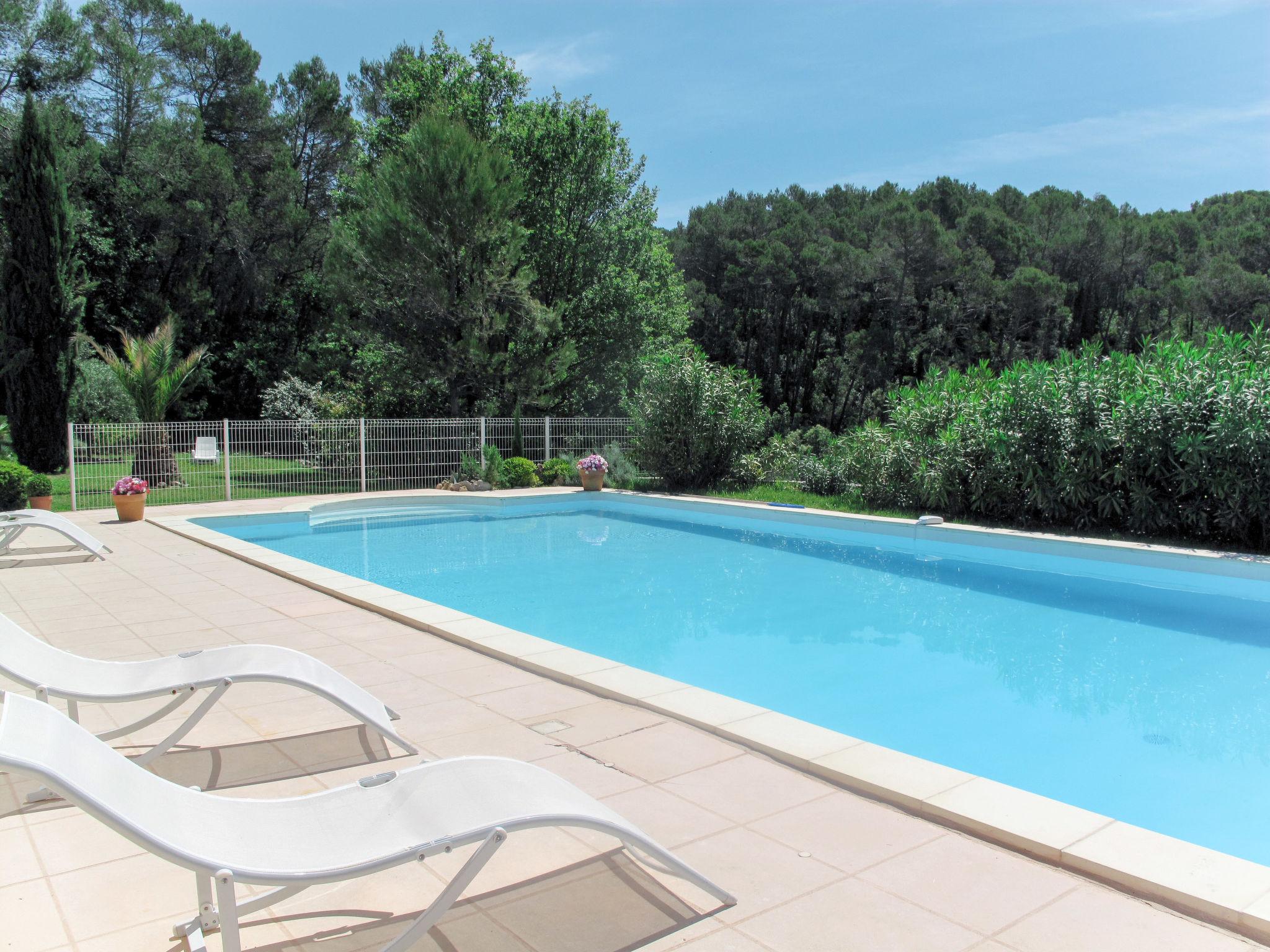 Foto 22 - Casa de 4 quartos em Draguignan com piscina privada e terraço