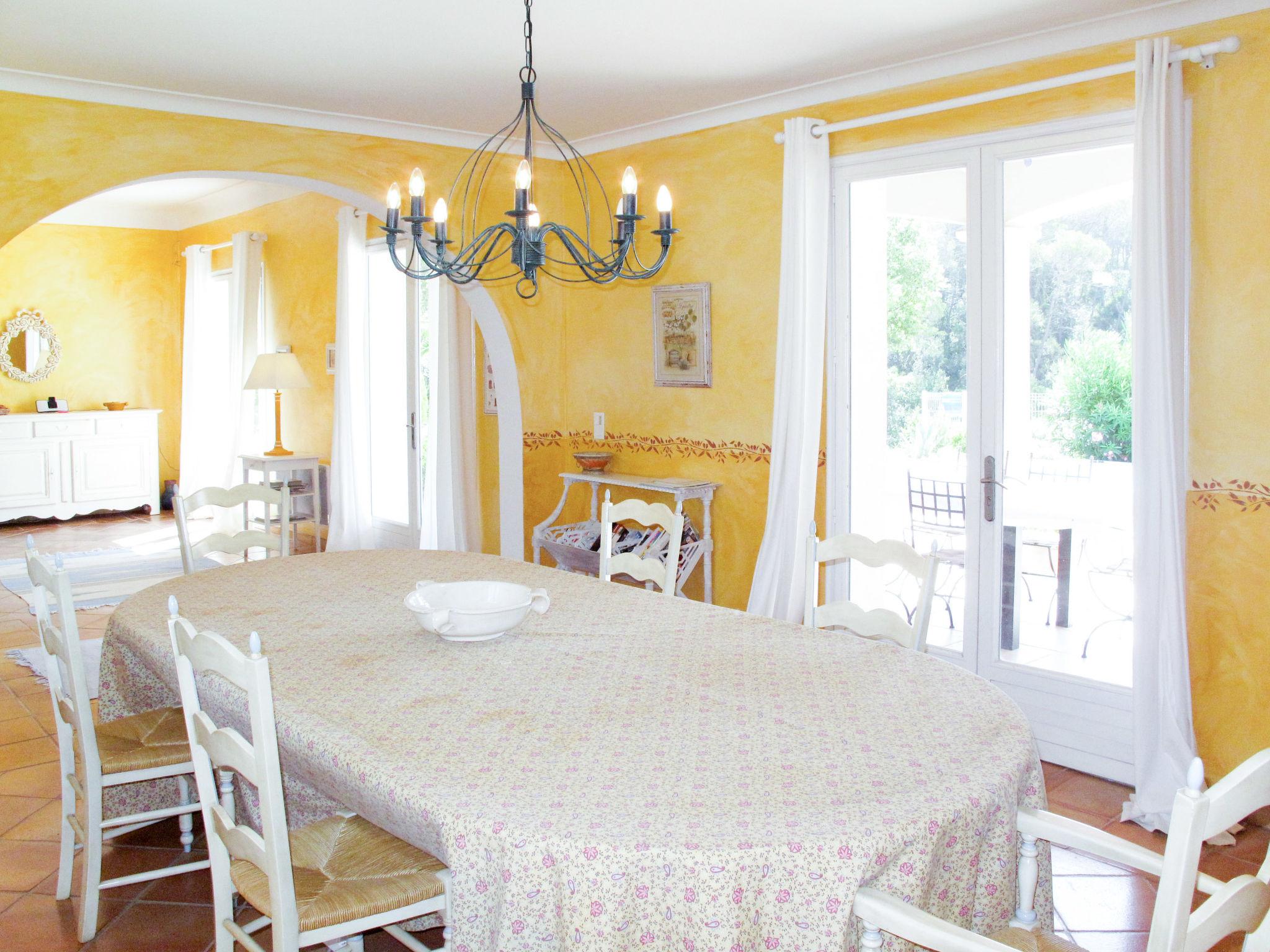 Photo 12 - 4 bedroom House in Draguignan with private pool and terrace