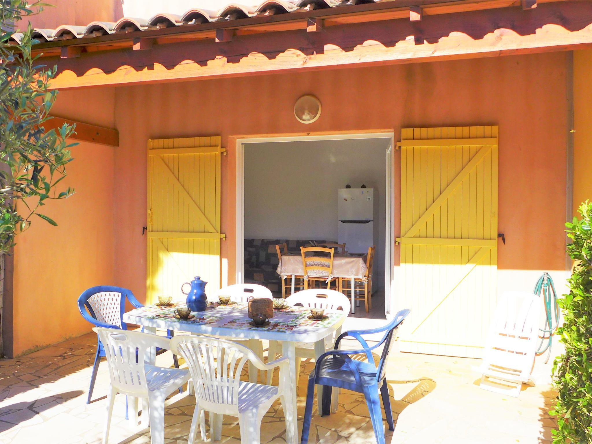 Photo 18 - Maison de 2 chambres à Narbonne avec jardin et vues à la mer