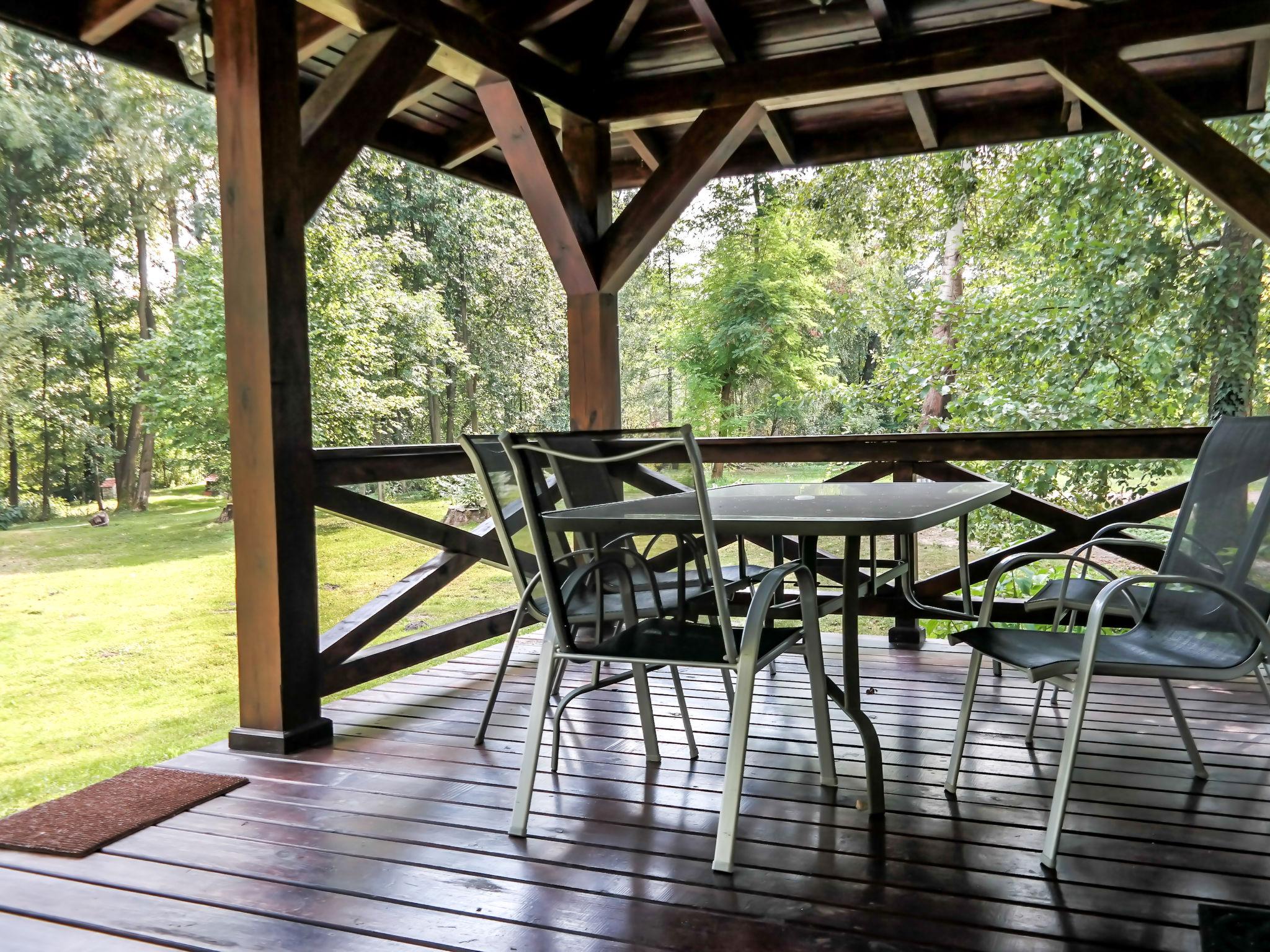 Photo 4 - Maison de 3 chambres à Lubycza Królewska avec terrasse