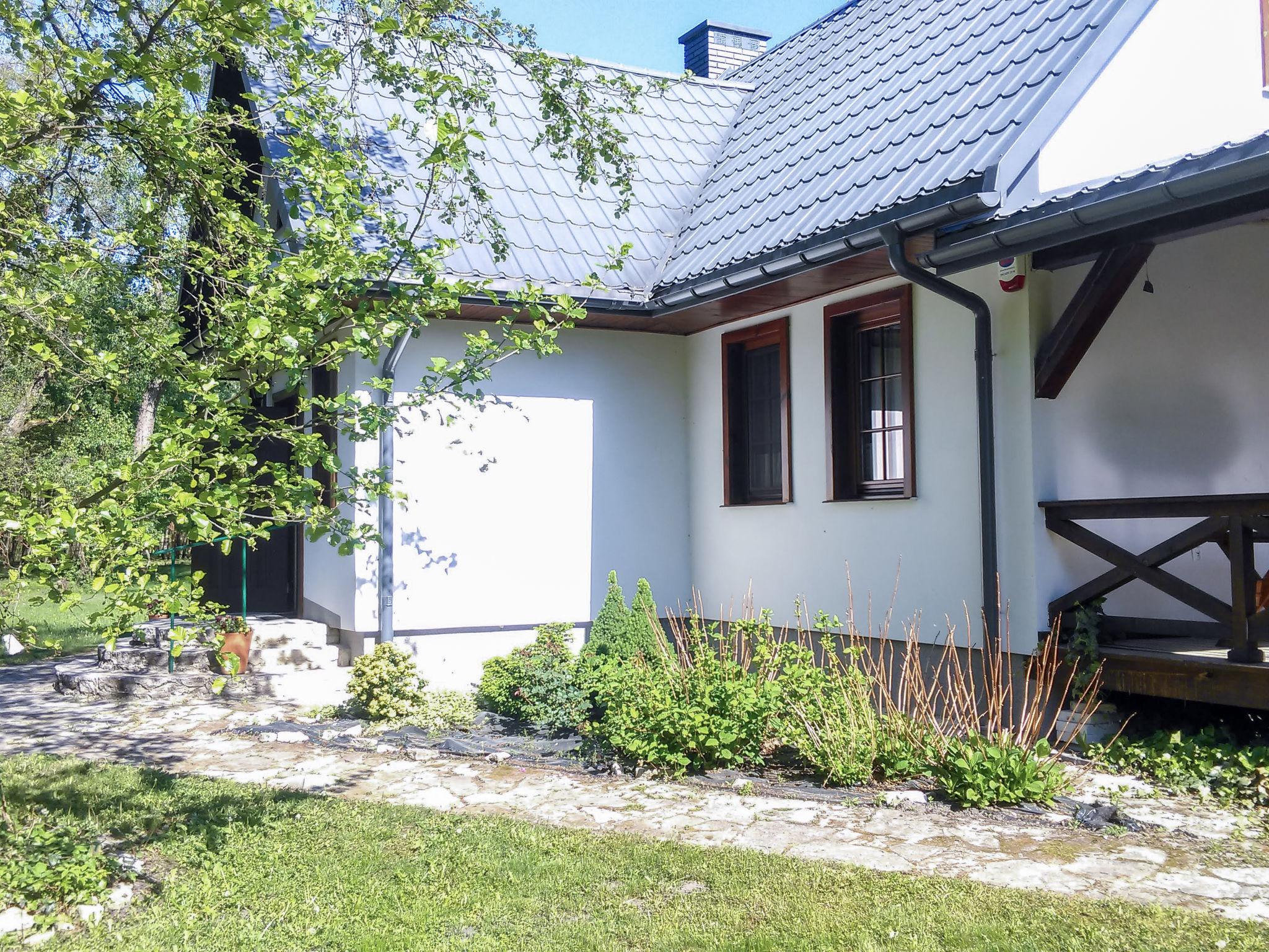 Foto 31 - Casa de 3 habitaciones en Lubycza Królewska con terraza