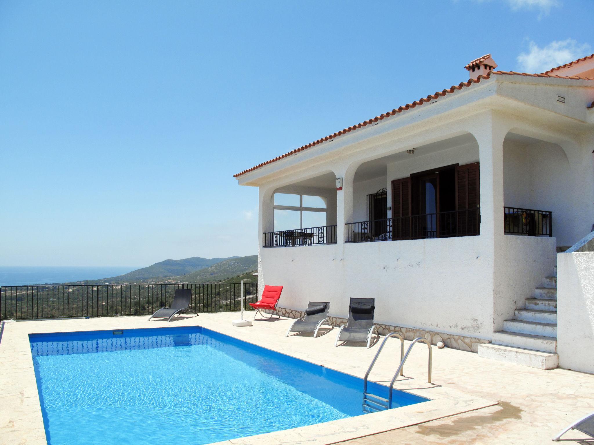 Foto 1 - Casa con 3 camere da letto a Peñíscola con piscina privata e vista mare