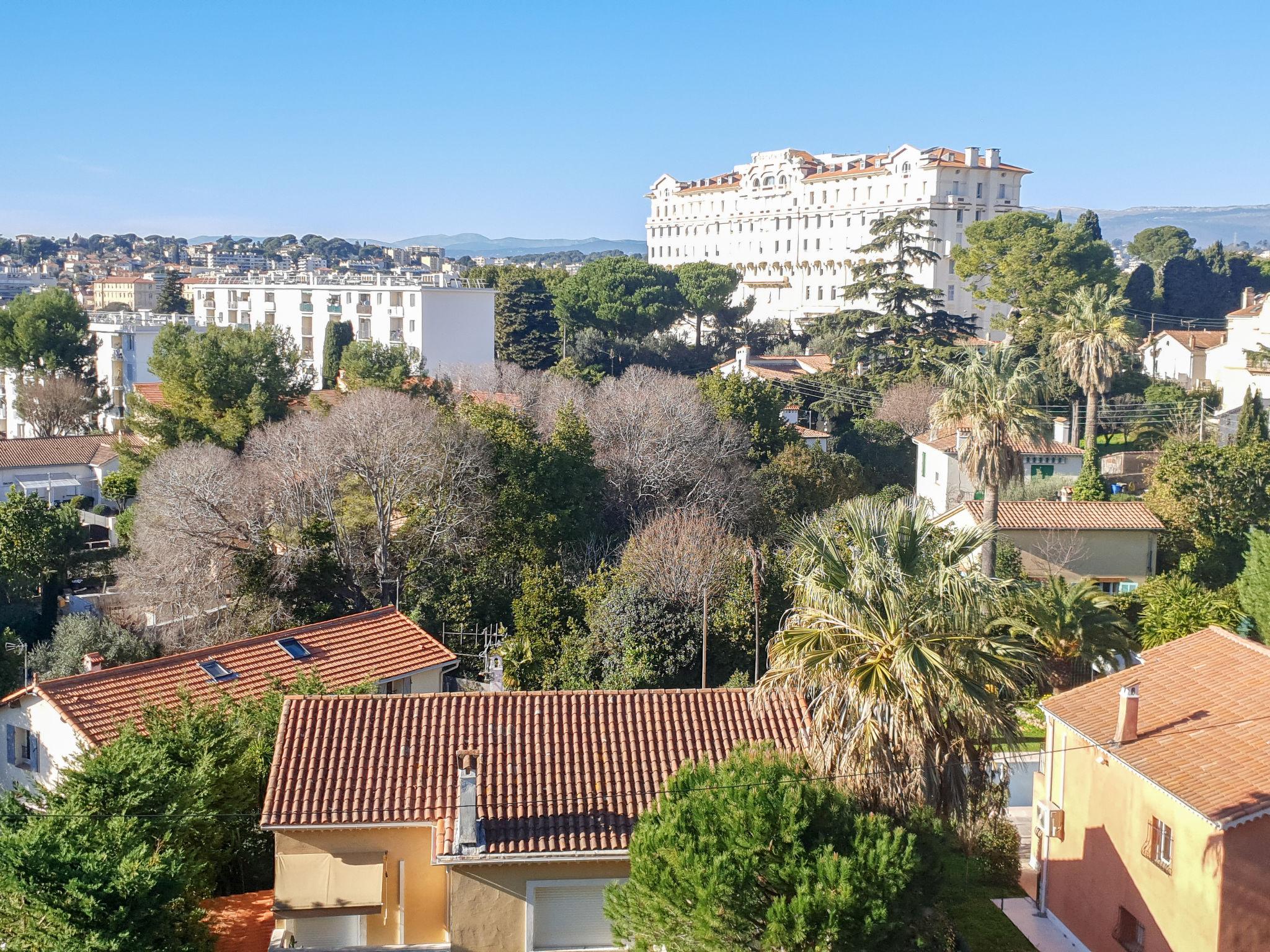 Foto 20 - Apartamento em Cannes com piscina e vistas do mar