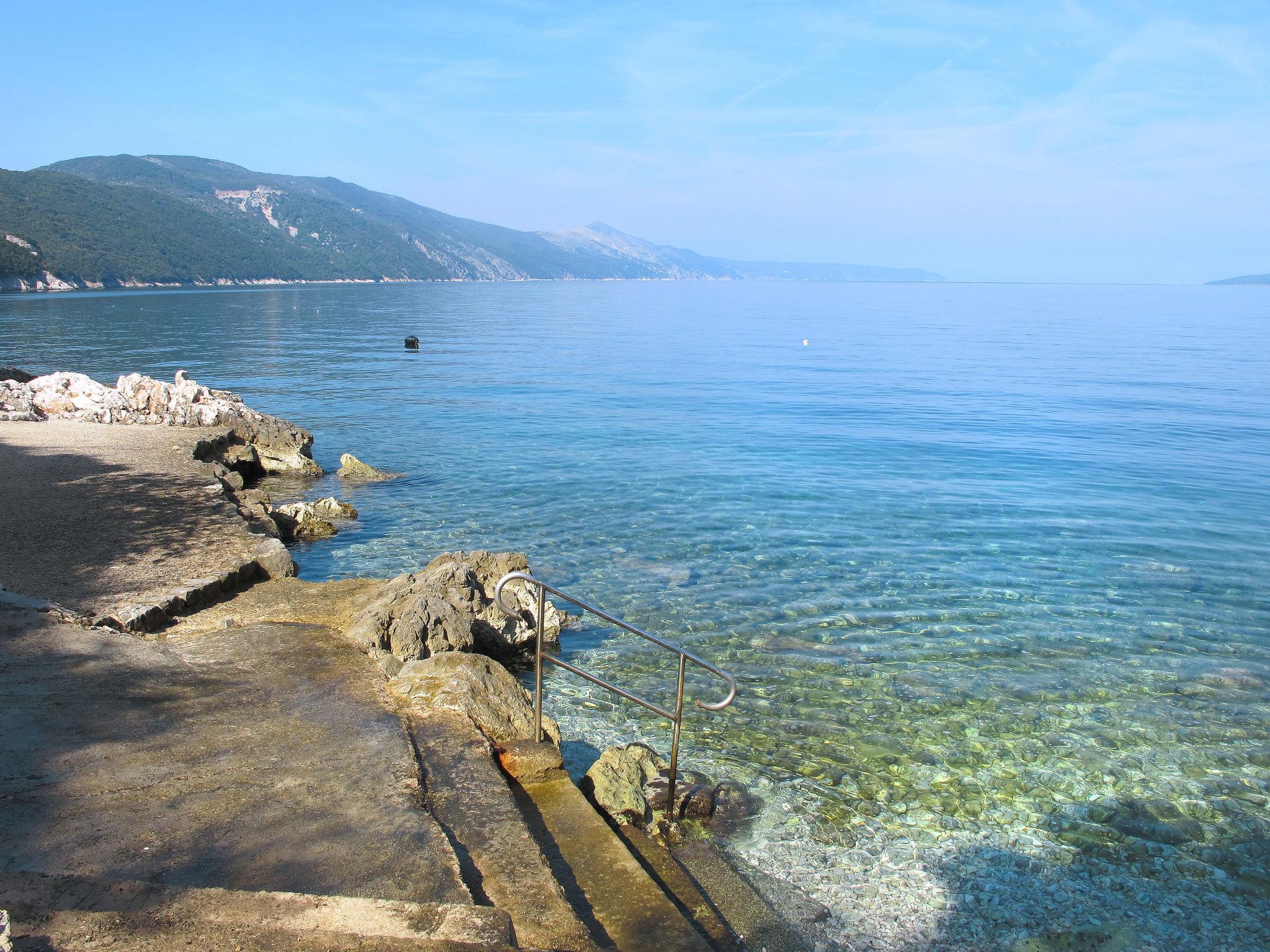 Photo 22 - Maison de 3 chambres à Cres avec piscine privée et vues à la mer