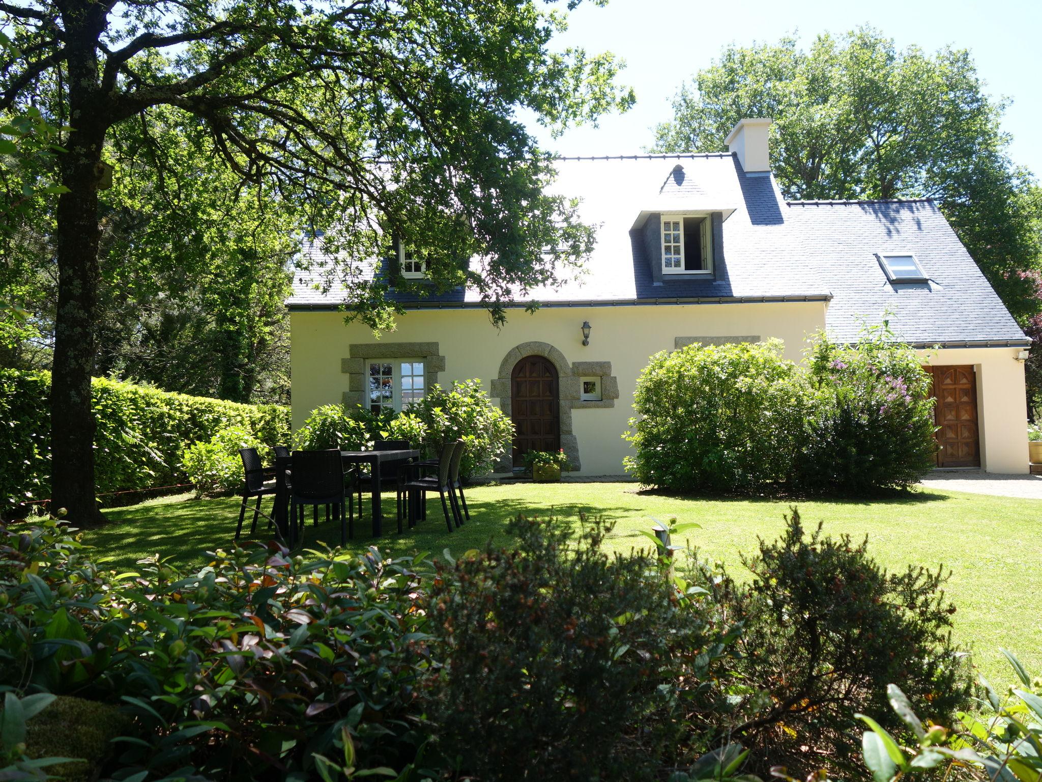 Photo 25 - Maison de 4 chambres à Ploemel avec jardin et vues à la mer