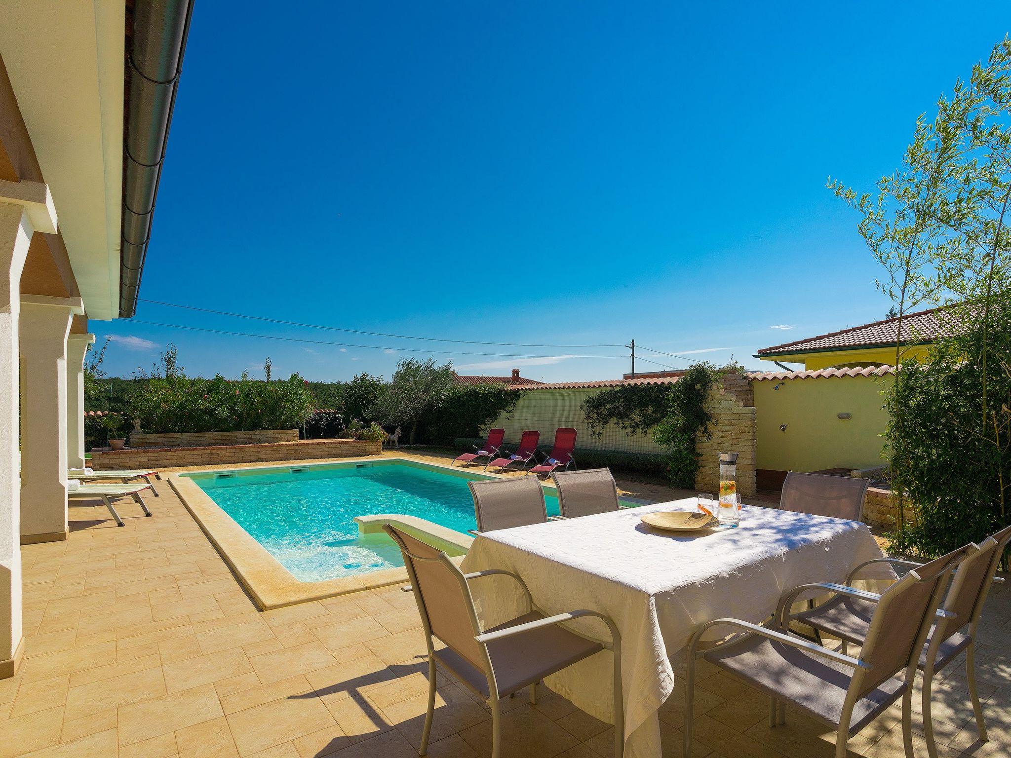 Photo 15 - Maison de 4 chambres à Vodnjan avec piscine privée et jardin