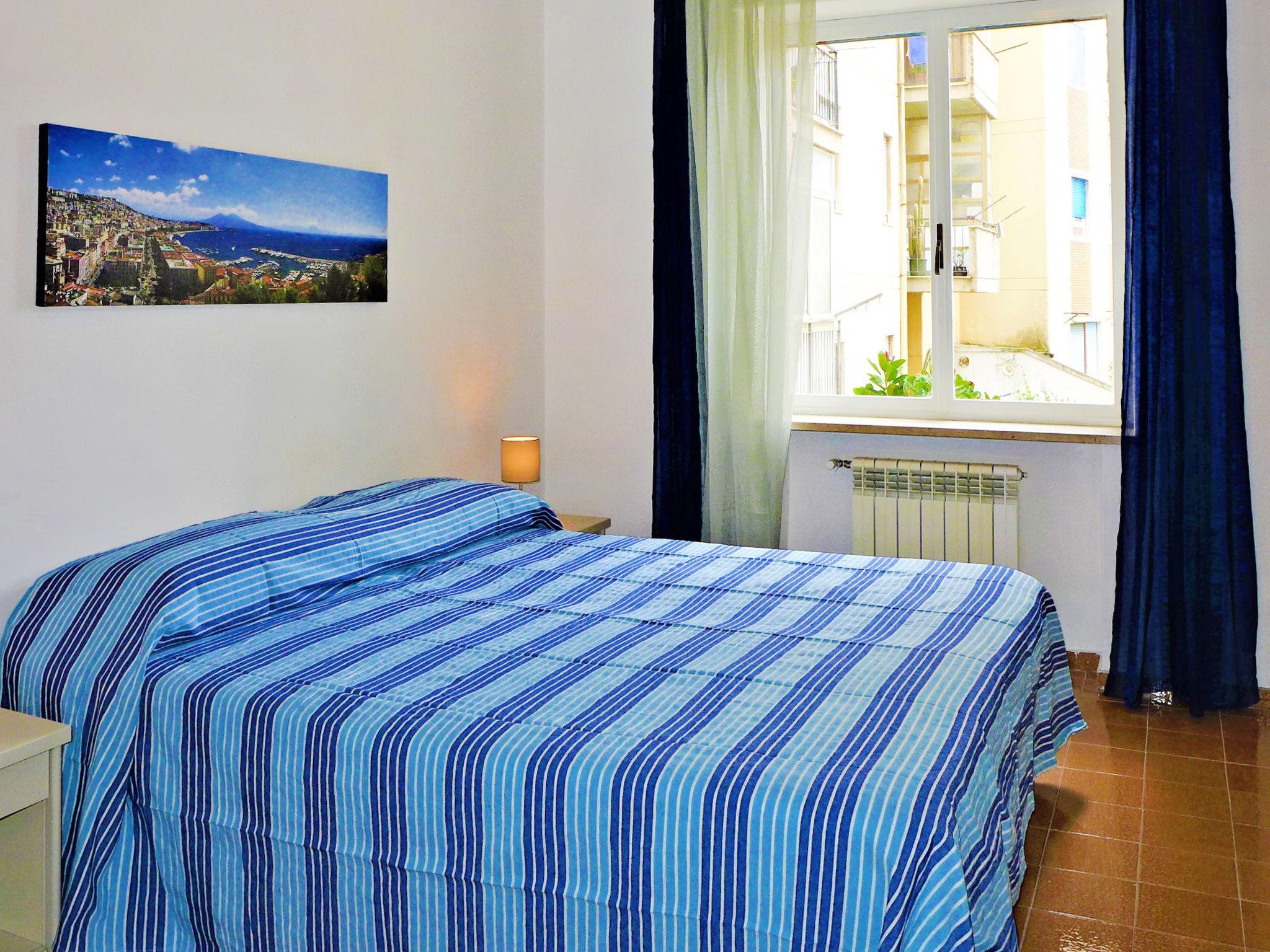 Foto 2 - Apartamento de 3 habitaciones en Sorrento con vistas al mar