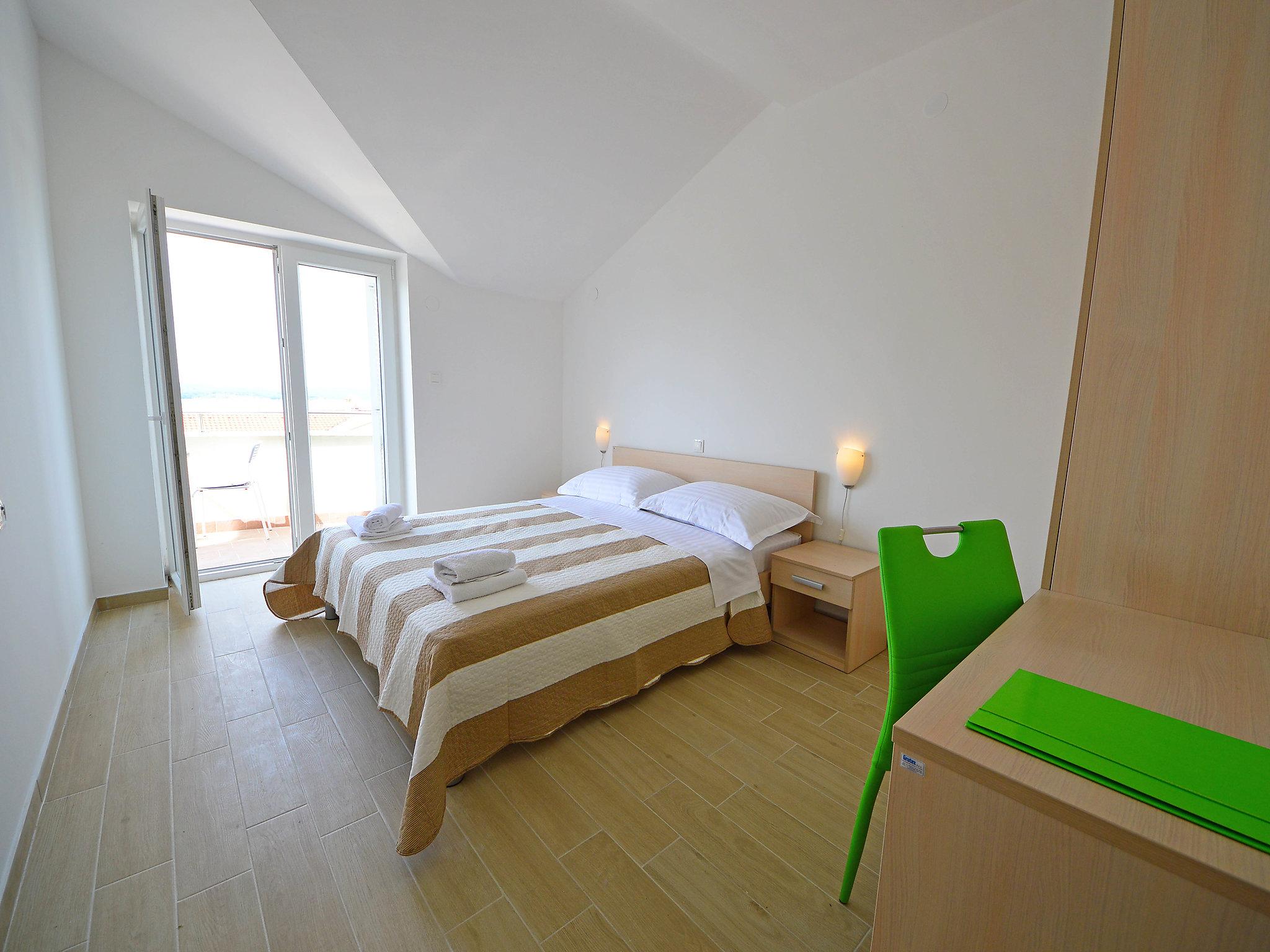 Photo 15 - Appartement de 2 chambres à Dobrinj avec vues à la mer