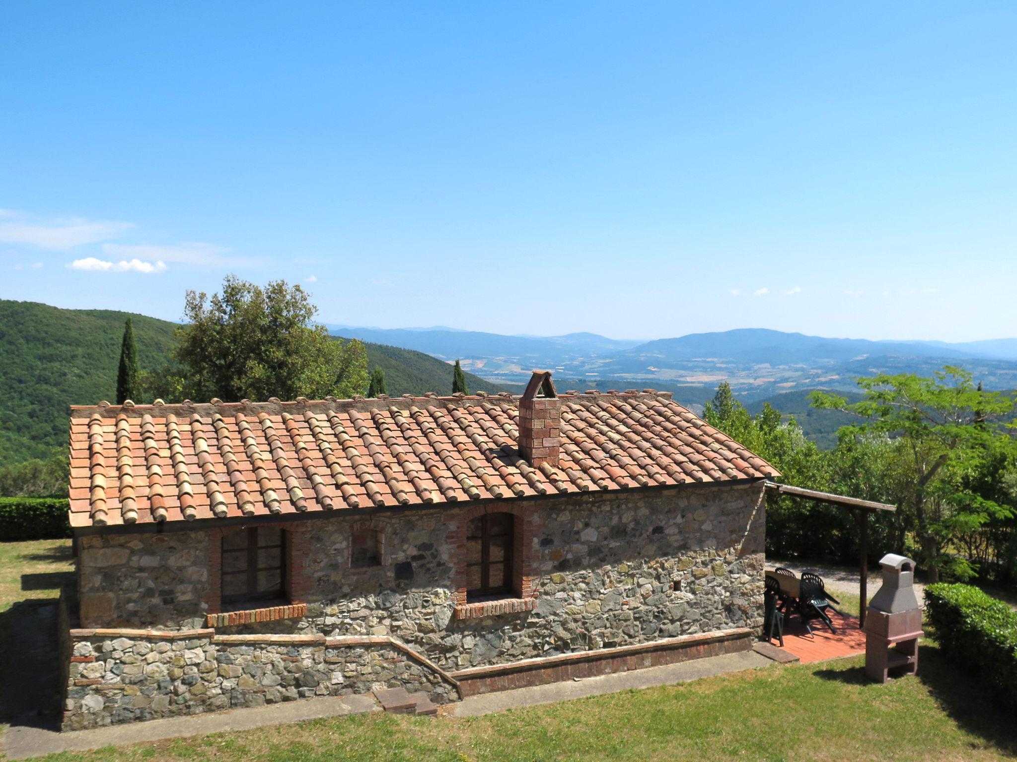 Foto 4 - Haus mit 2 Schlafzimmern in Riparbella mit schwimmbad und garten