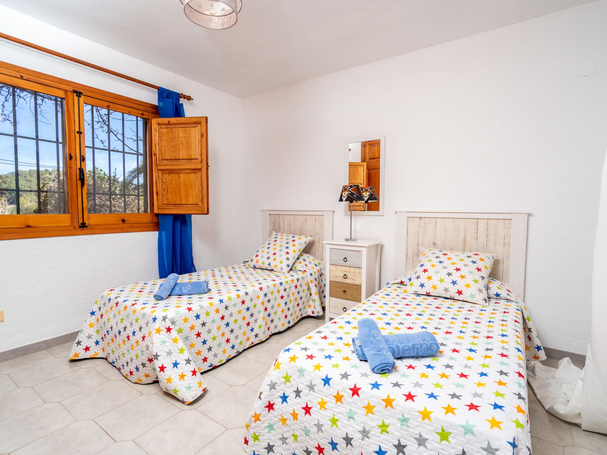 Foto 9 - Casa con 3 camere da letto a Jávea con piscina privata e giardino