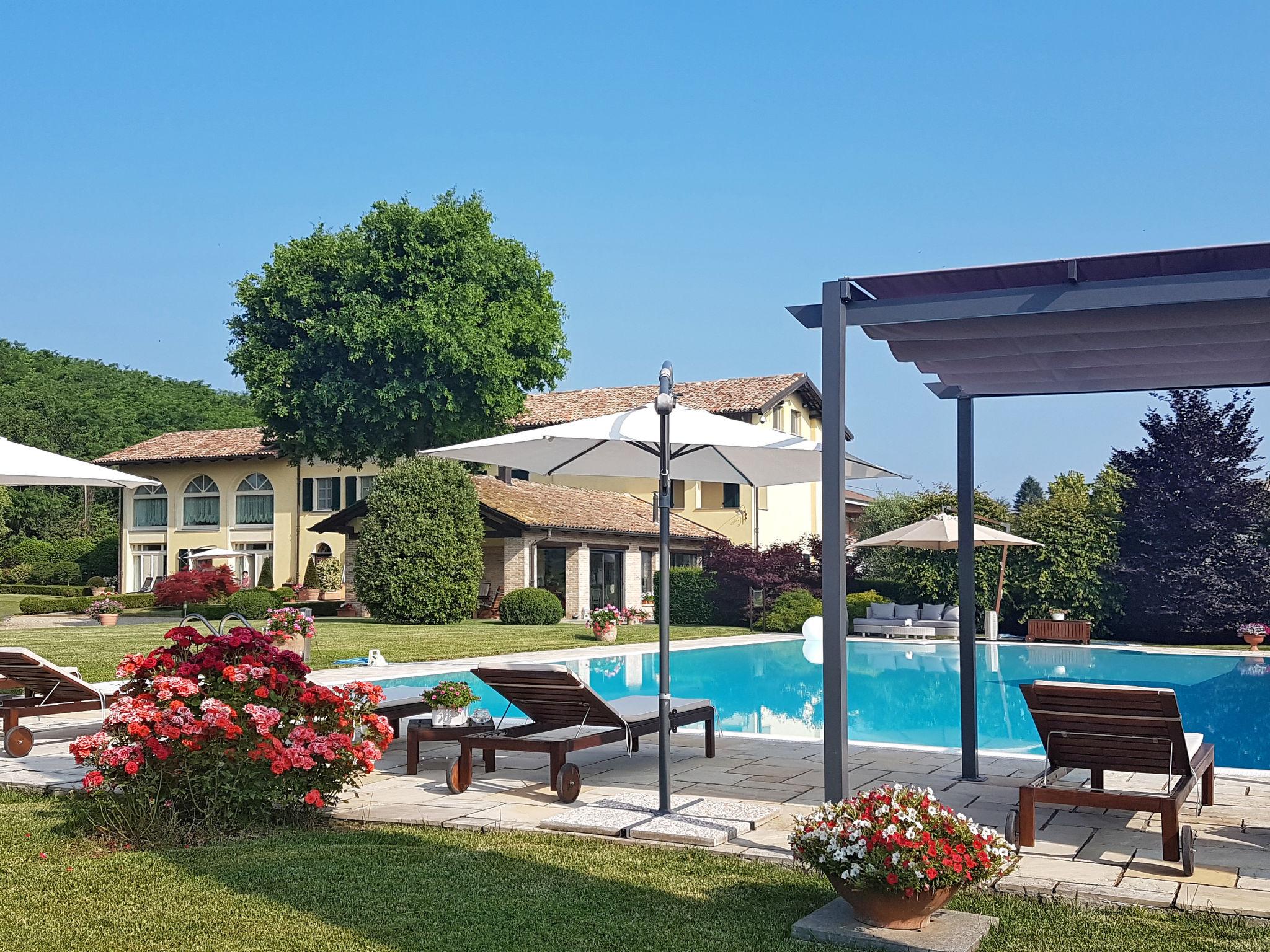 Foto 1 - Haus mit 3 Schlafzimmern in Costigliole d'Asti mit privater pool und garten