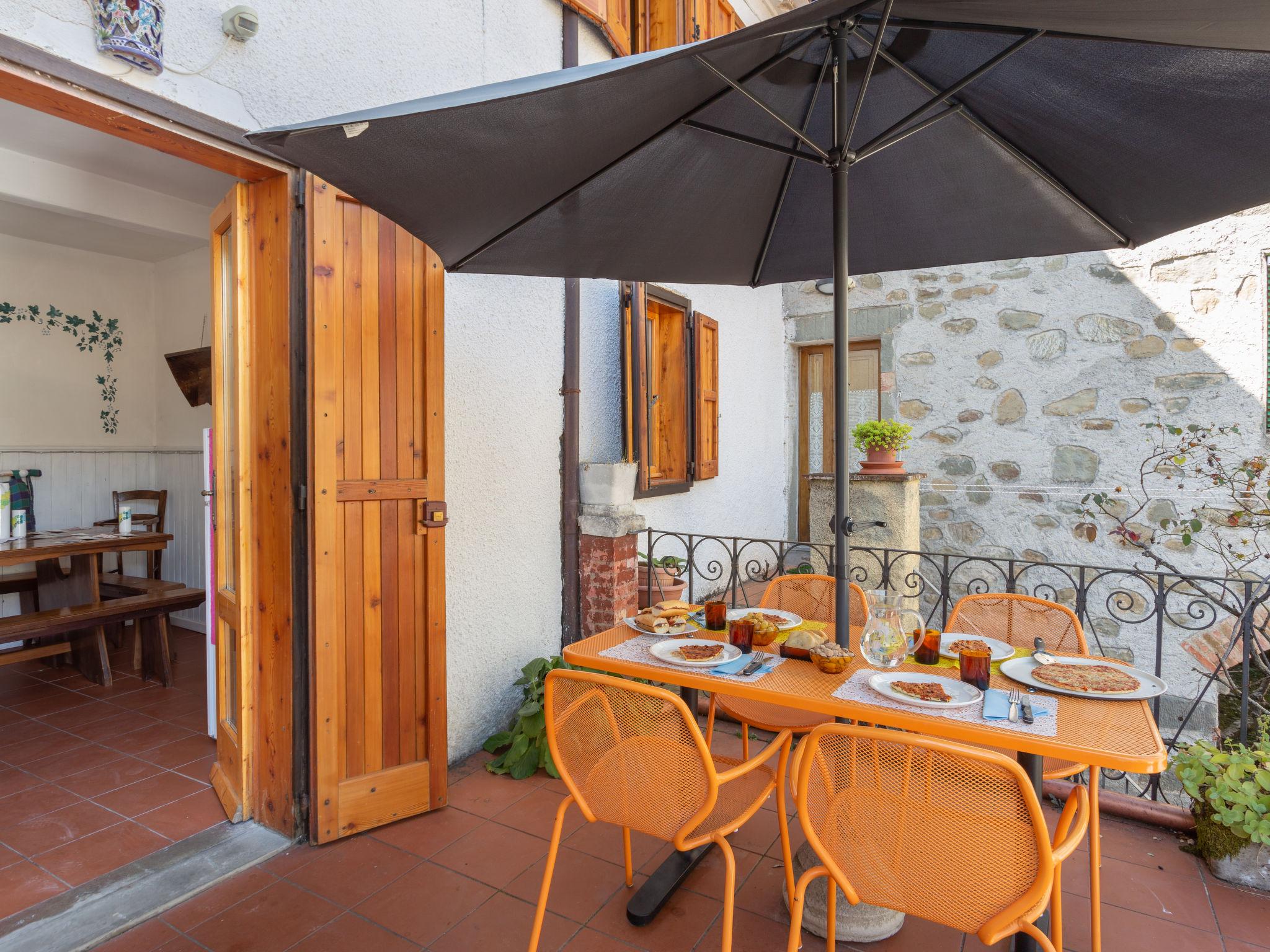 Photo 13 - Maison de 4 chambres à Bagni di Lucca avec piscine privée et jardin