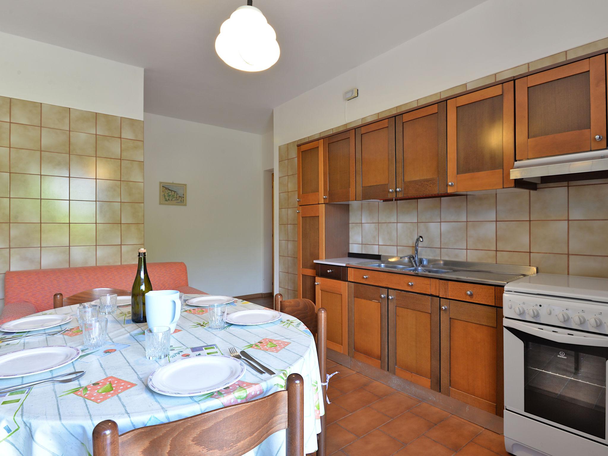 Photo 6 - 2 bedroom Apartment in Caldonazzo with garden and mountain view