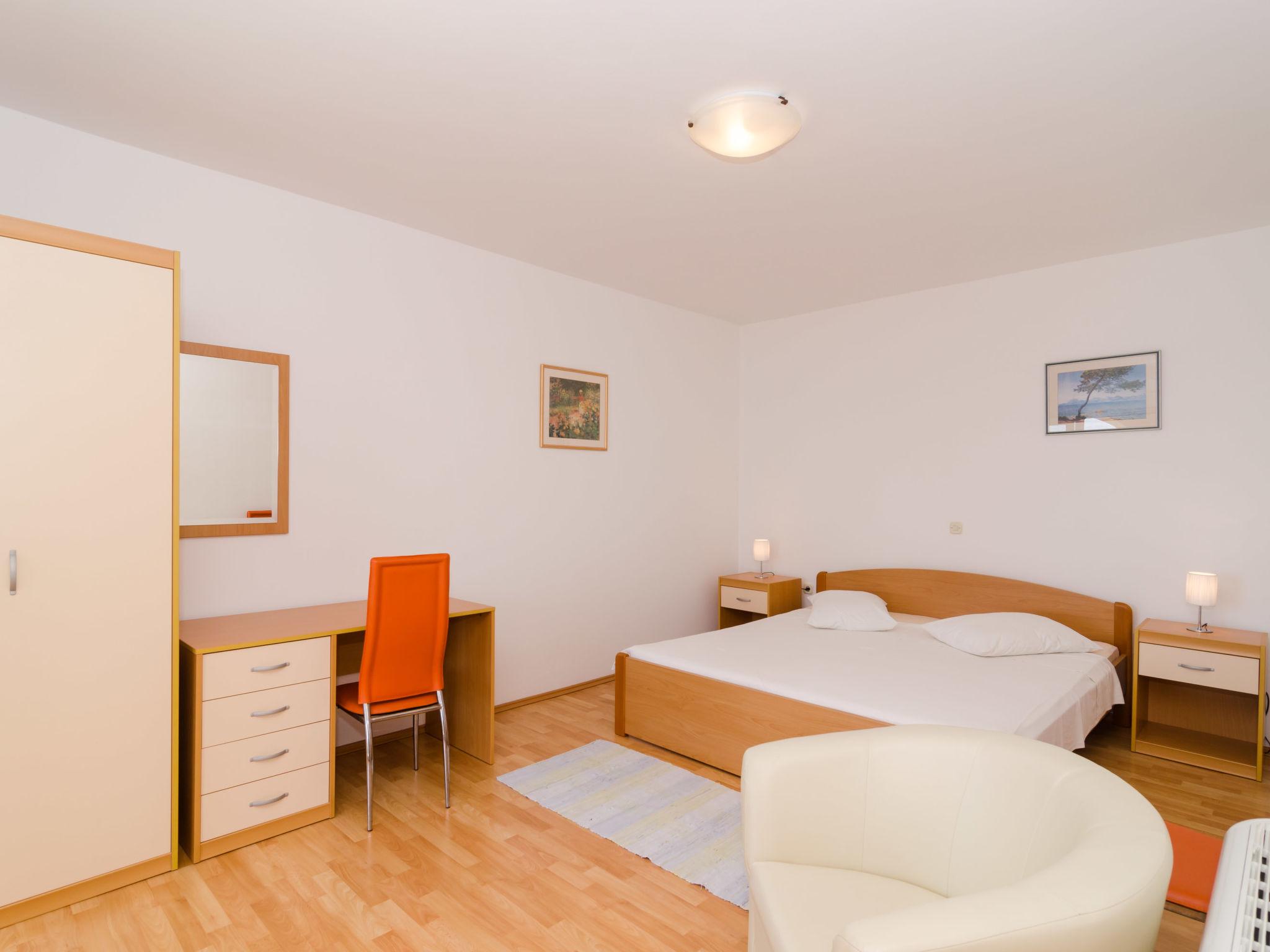 Foto 9 - Appartamento con 1 camera da letto a Orebić con terrazza e vista mare