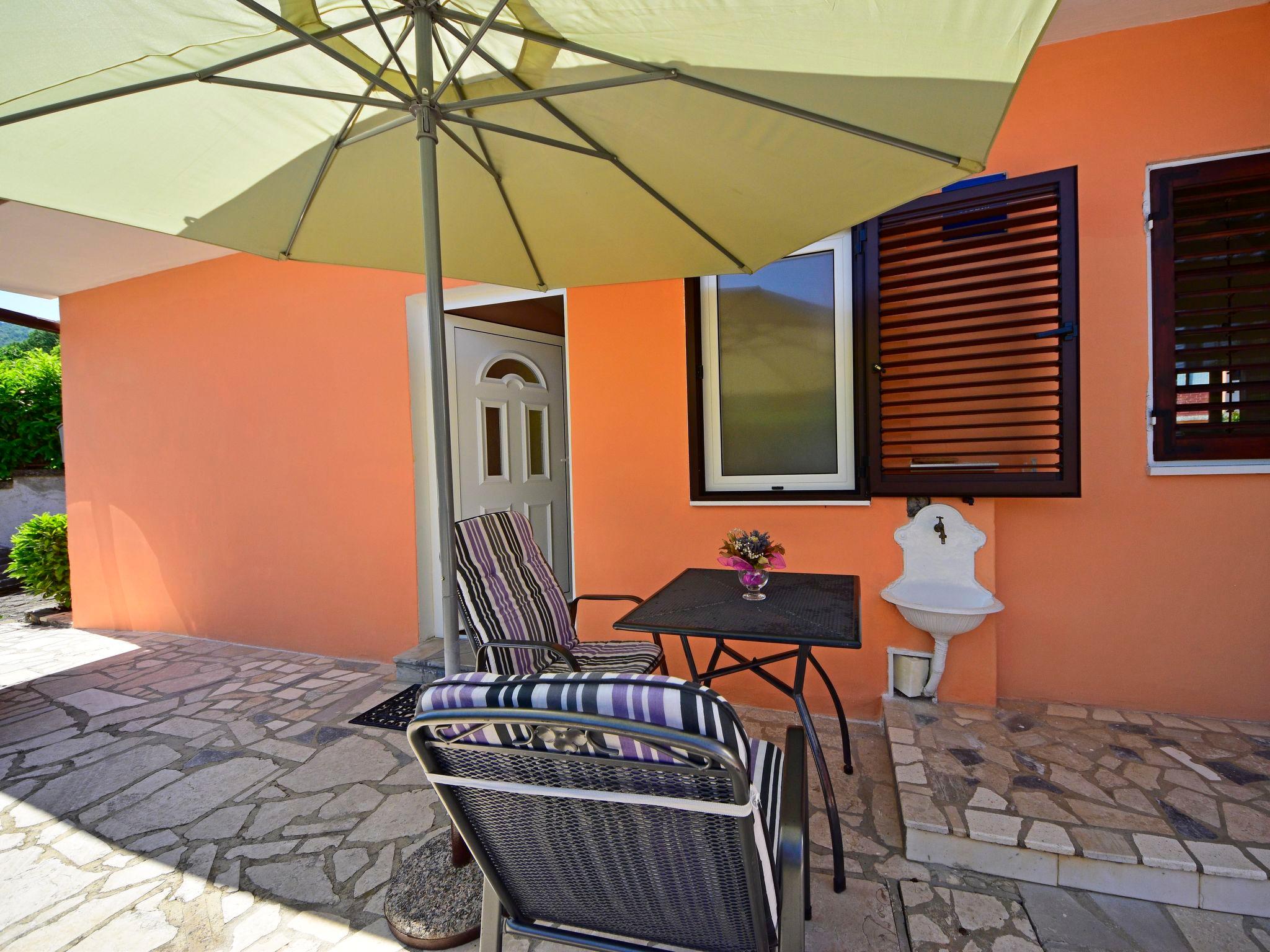 Photo 2 - 1 bedroom House in Opatija with garden