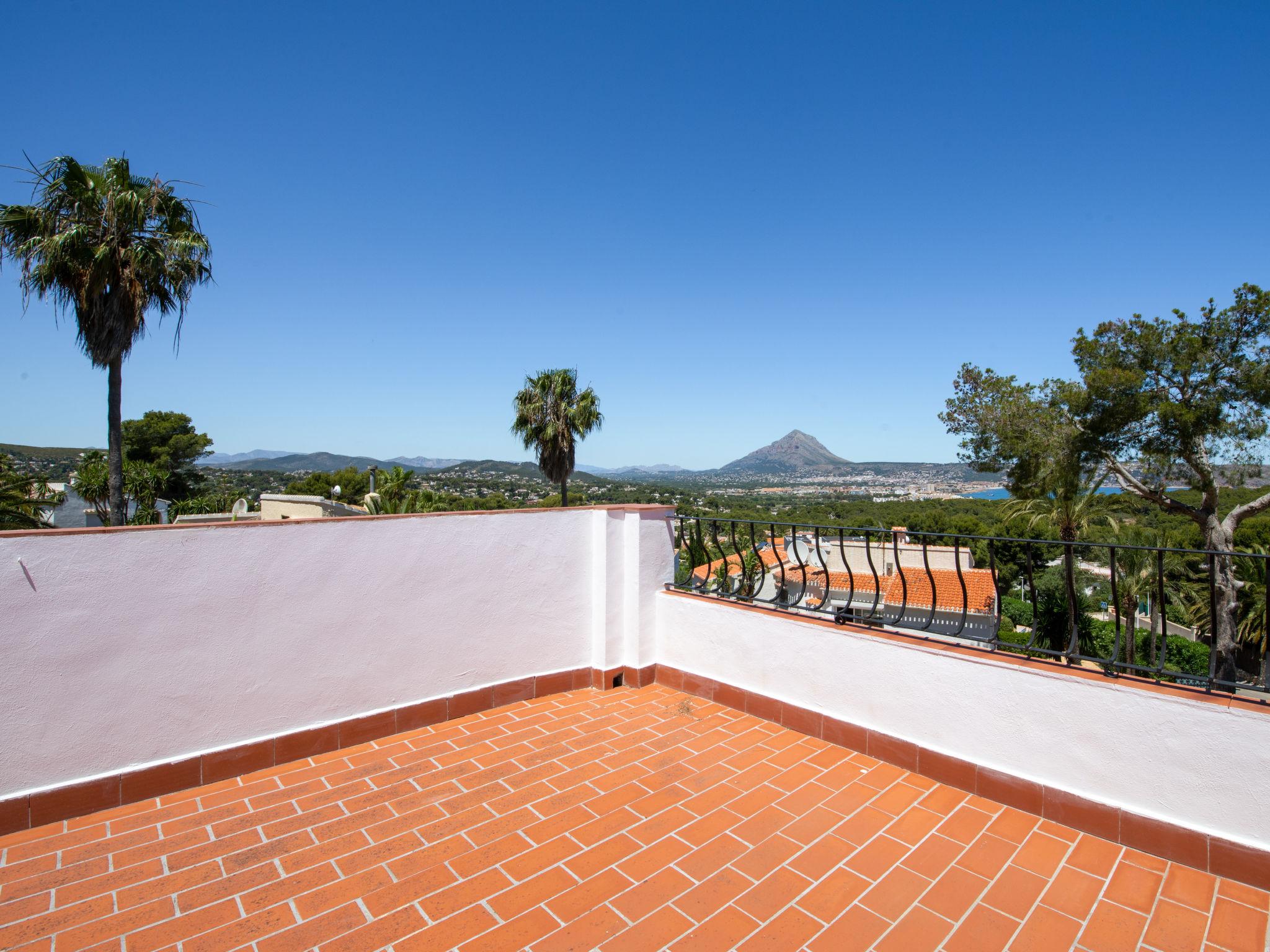 Foto 36 - Casa de 5 quartos em Jávea com piscina privada e vistas do mar