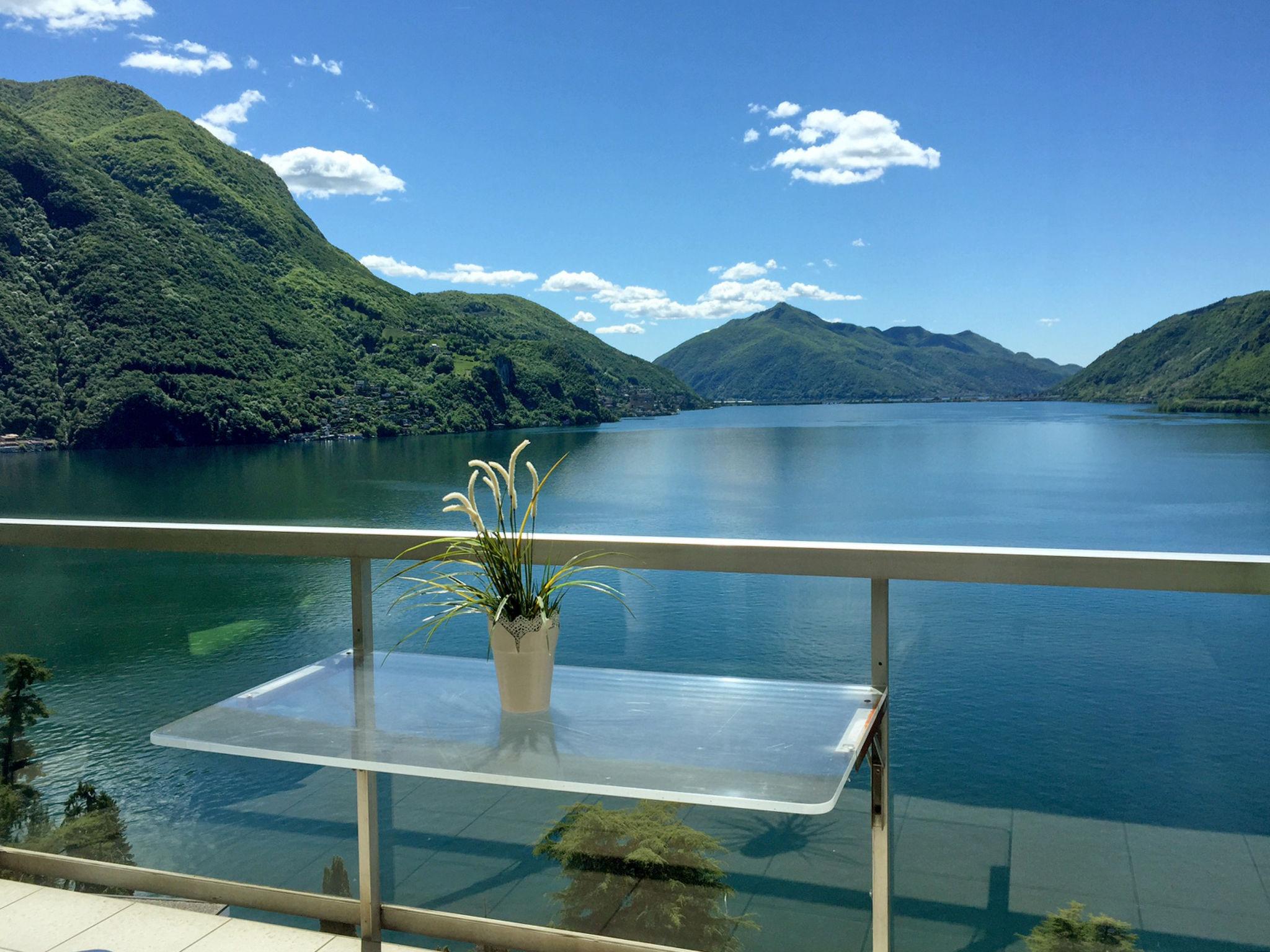 Foto 2 - Apartamento en Lugano con piscina y vistas a la montaña