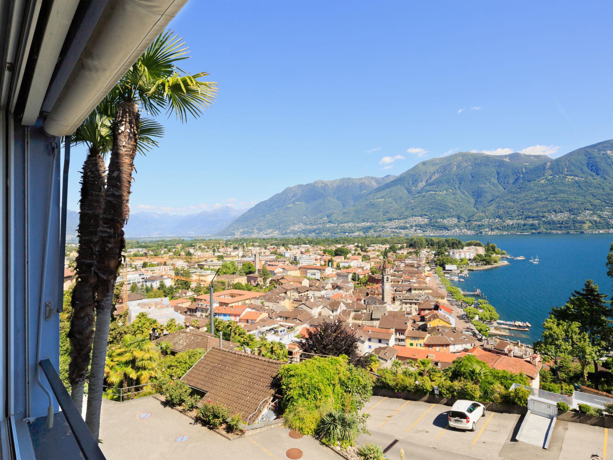 Photo 1 - Appartement de 1 chambre à Ascona avec vues sur la montagne