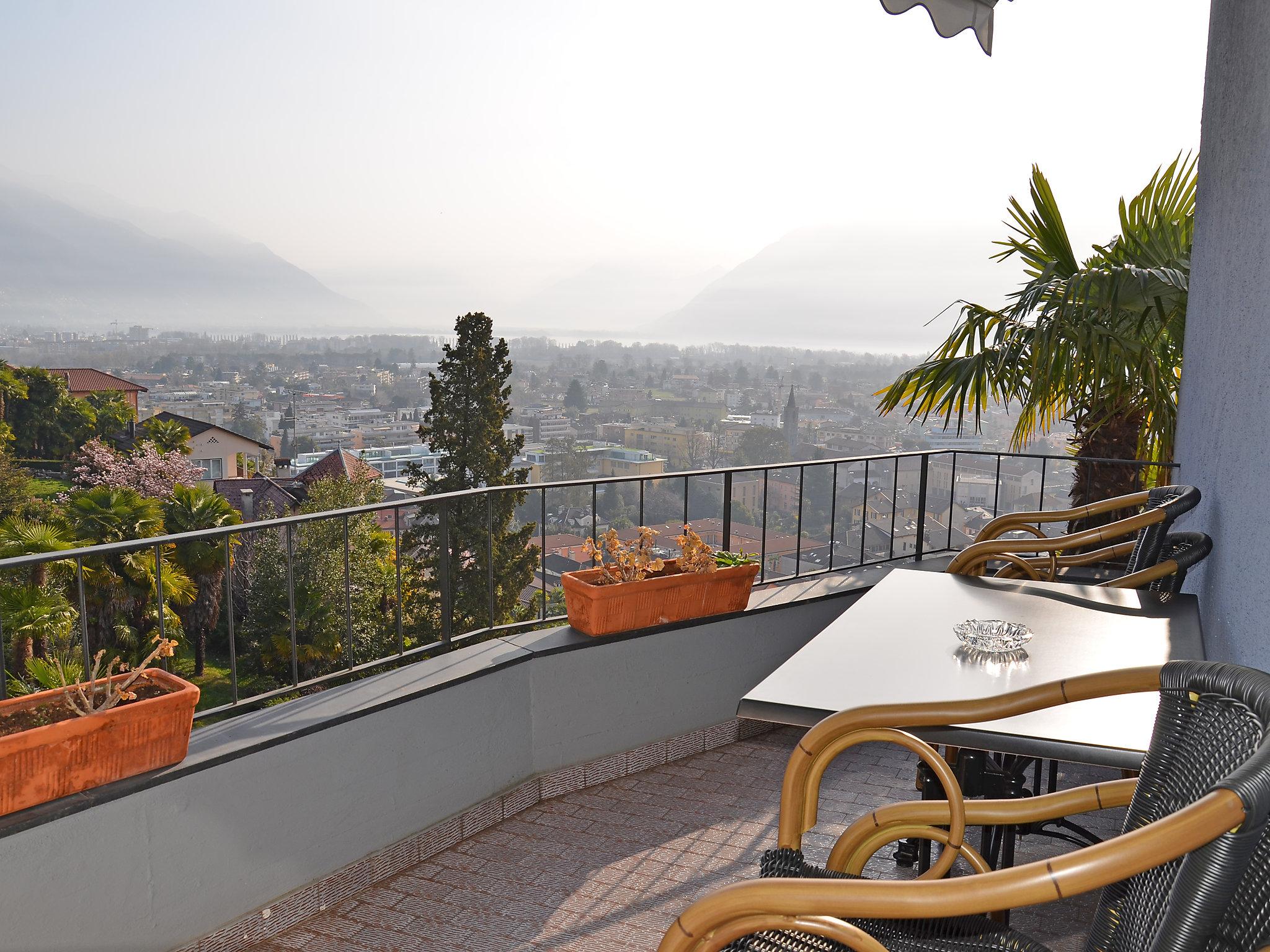 Photo 7 - Appartement de 1 chambre à Ascona avec vues sur la montagne