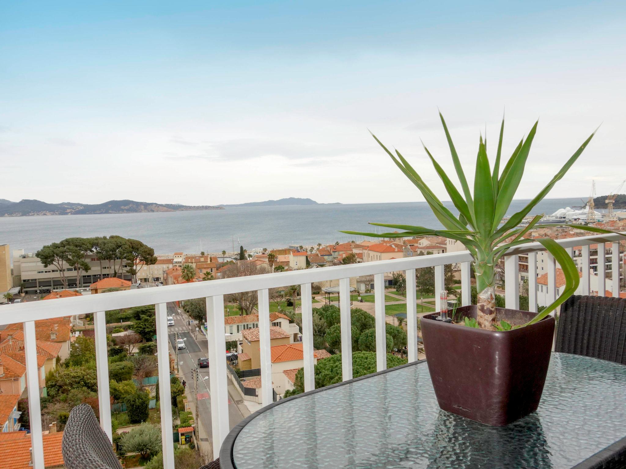 Foto 17 - Apartamento de 2 habitaciones en La Ciotat con terraza y vistas al mar