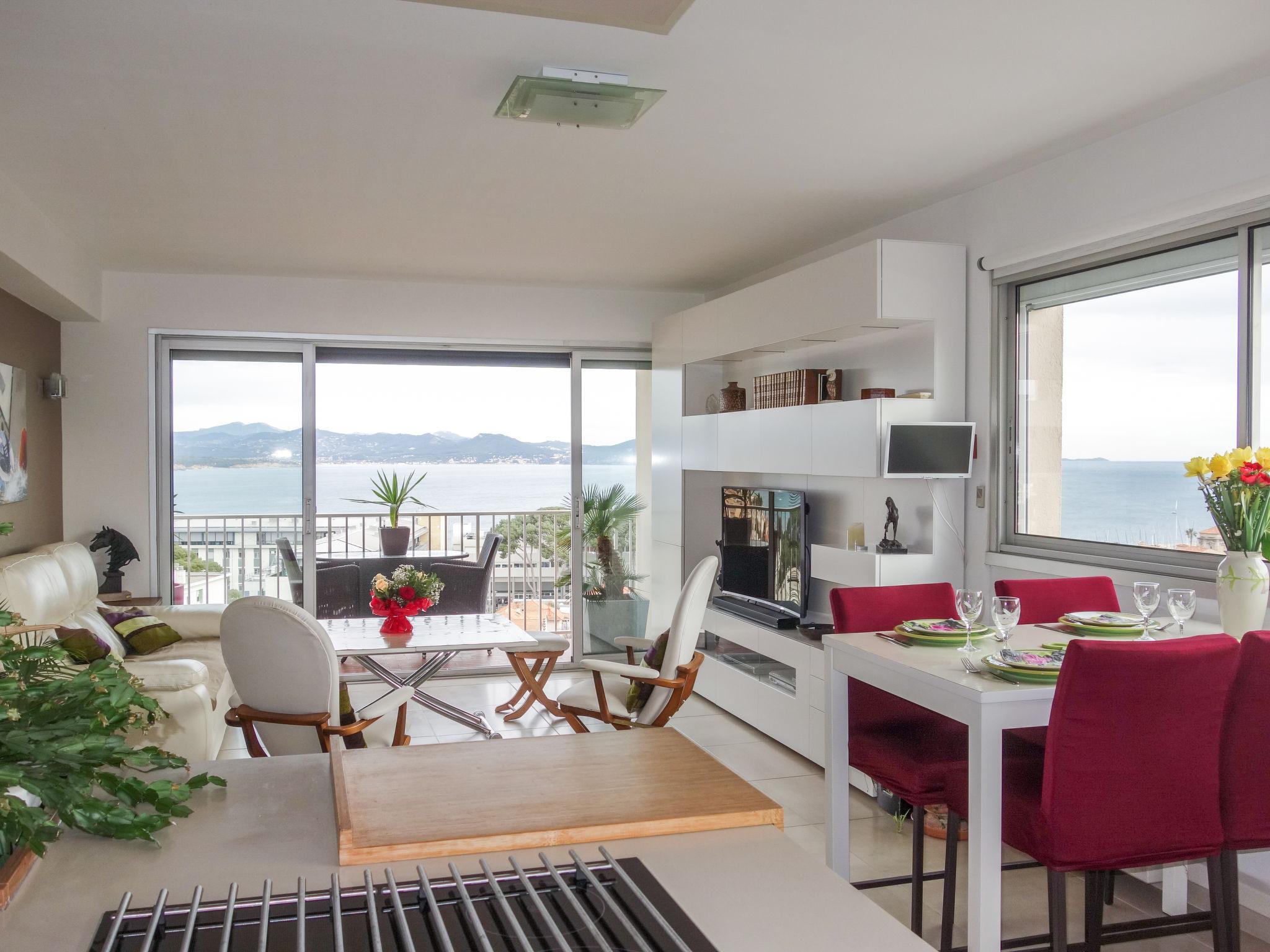 Foto 3 - Apartamento de 2 habitaciones en La Ciotat con terraza y vistas al mar